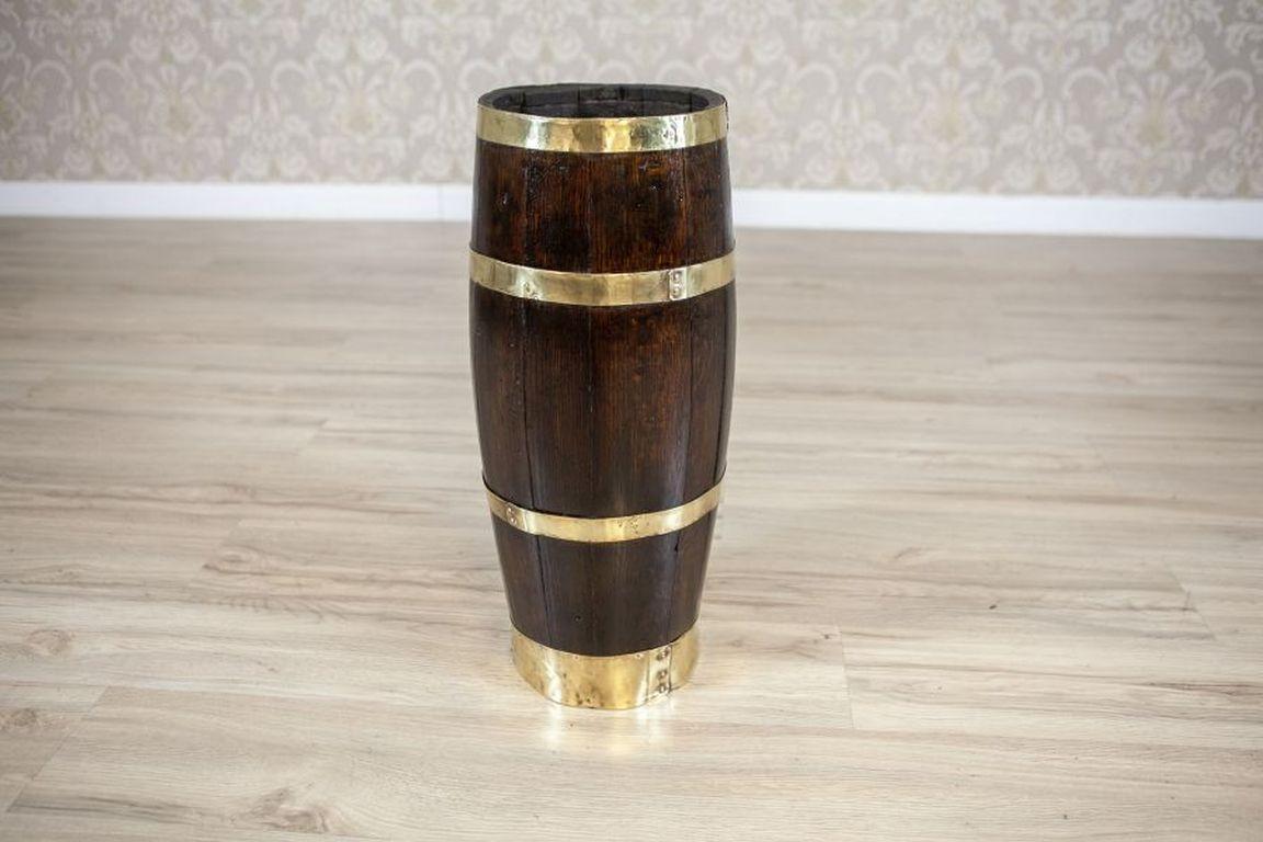 Barrel-Like Umbrella Stand From the Early 20th Century

An umbrella stand in the form of a wooden barrel.