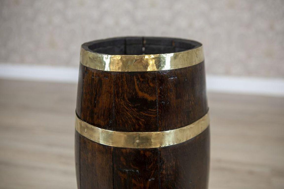 Barrel-Like Umbrella Stand From the Early 20th Century In Good Condition In Opole, PL