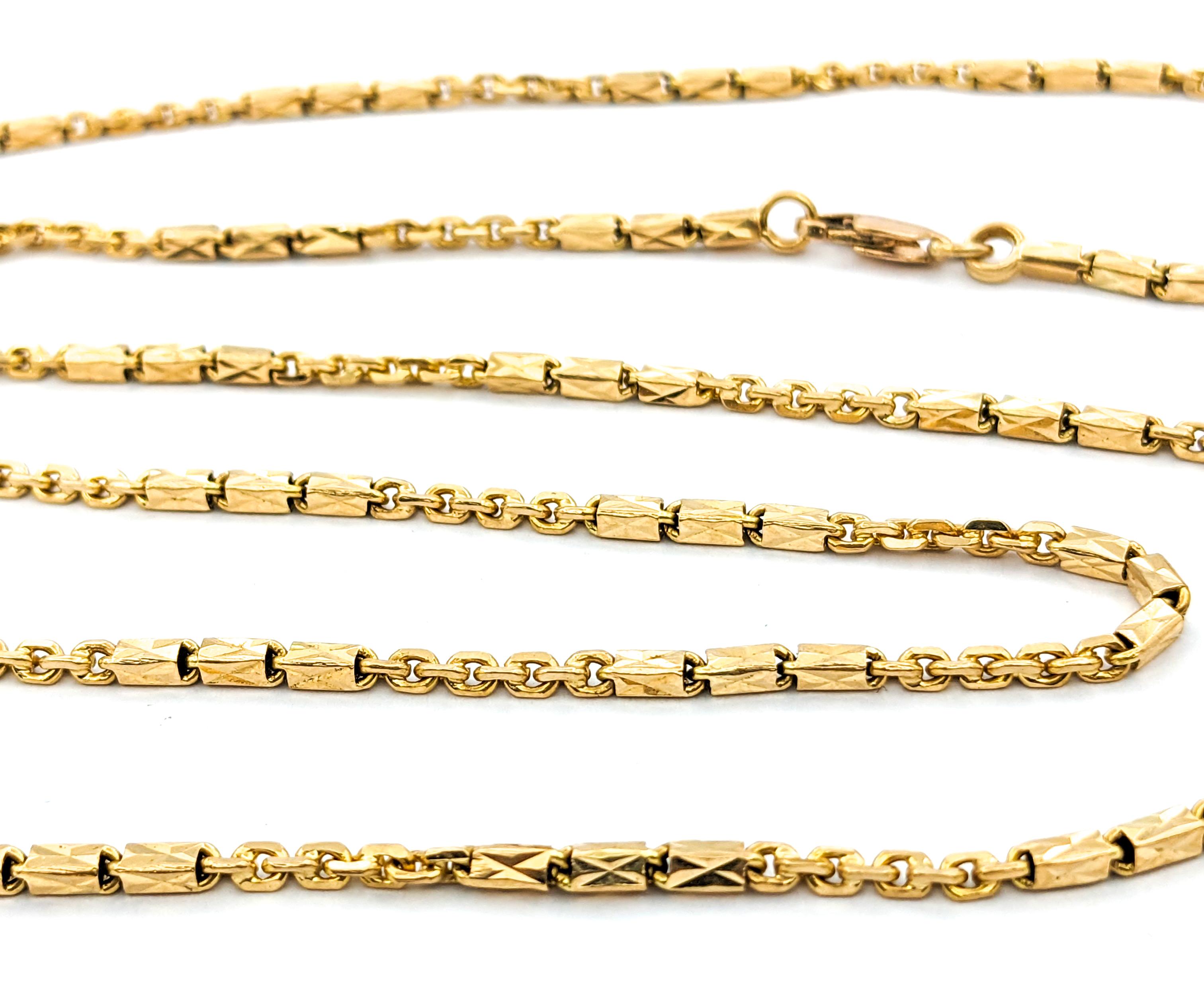 Men's Barrel link design Necklace In Yellow Gold For Sale