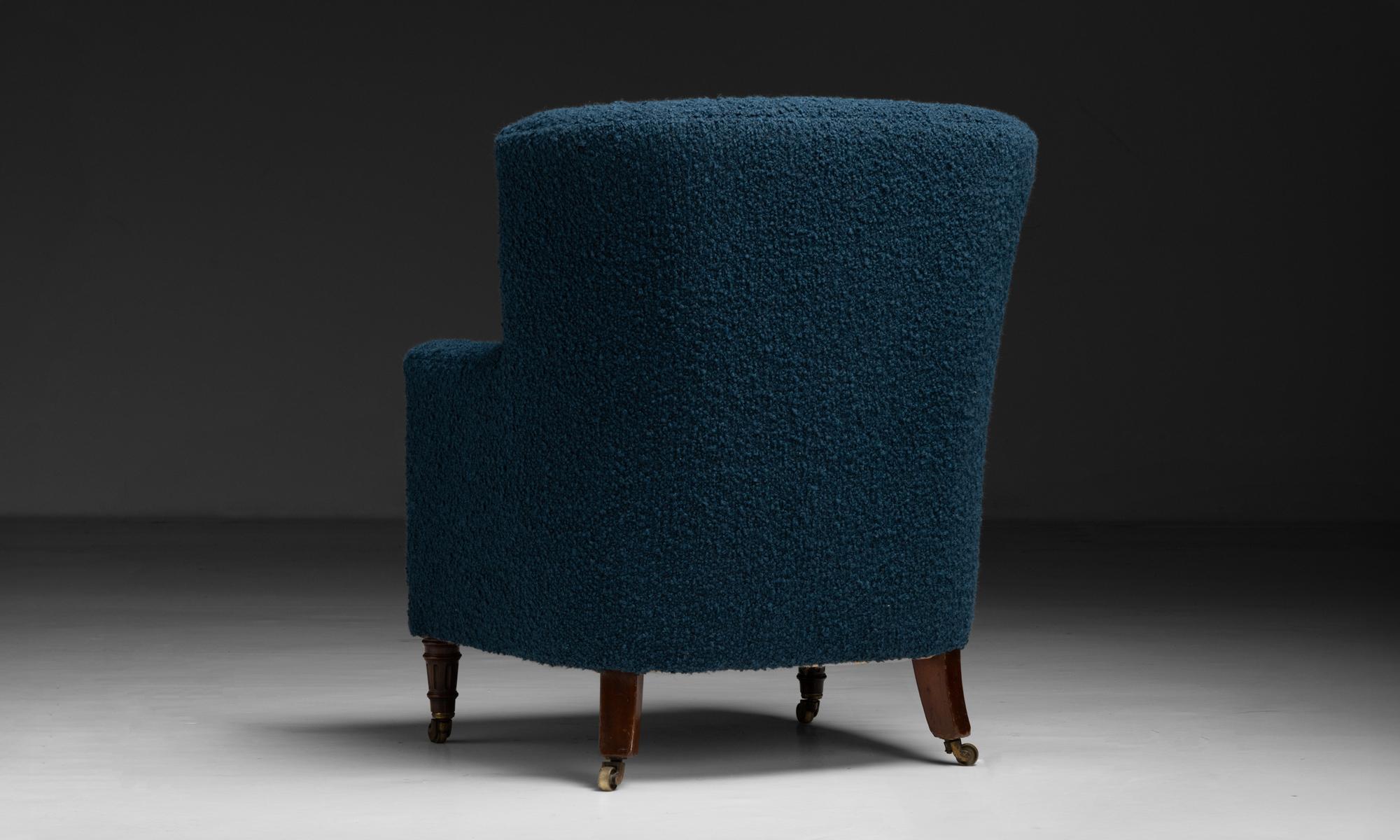 Ottone Poltrona Barrelback, Inghilterra, 1920 circa in vendita