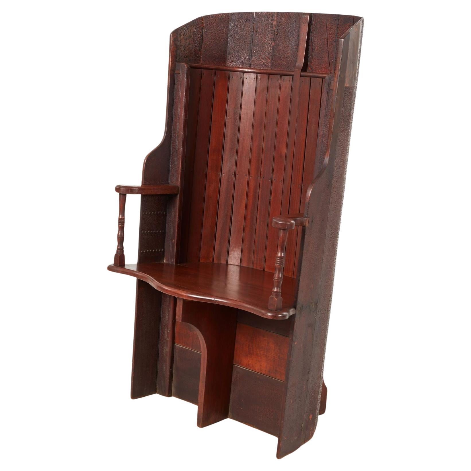 Barreled Back Wherry Chair im Angebot