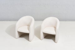 Barrel Back Dining Chairs in White Boucle, 1980