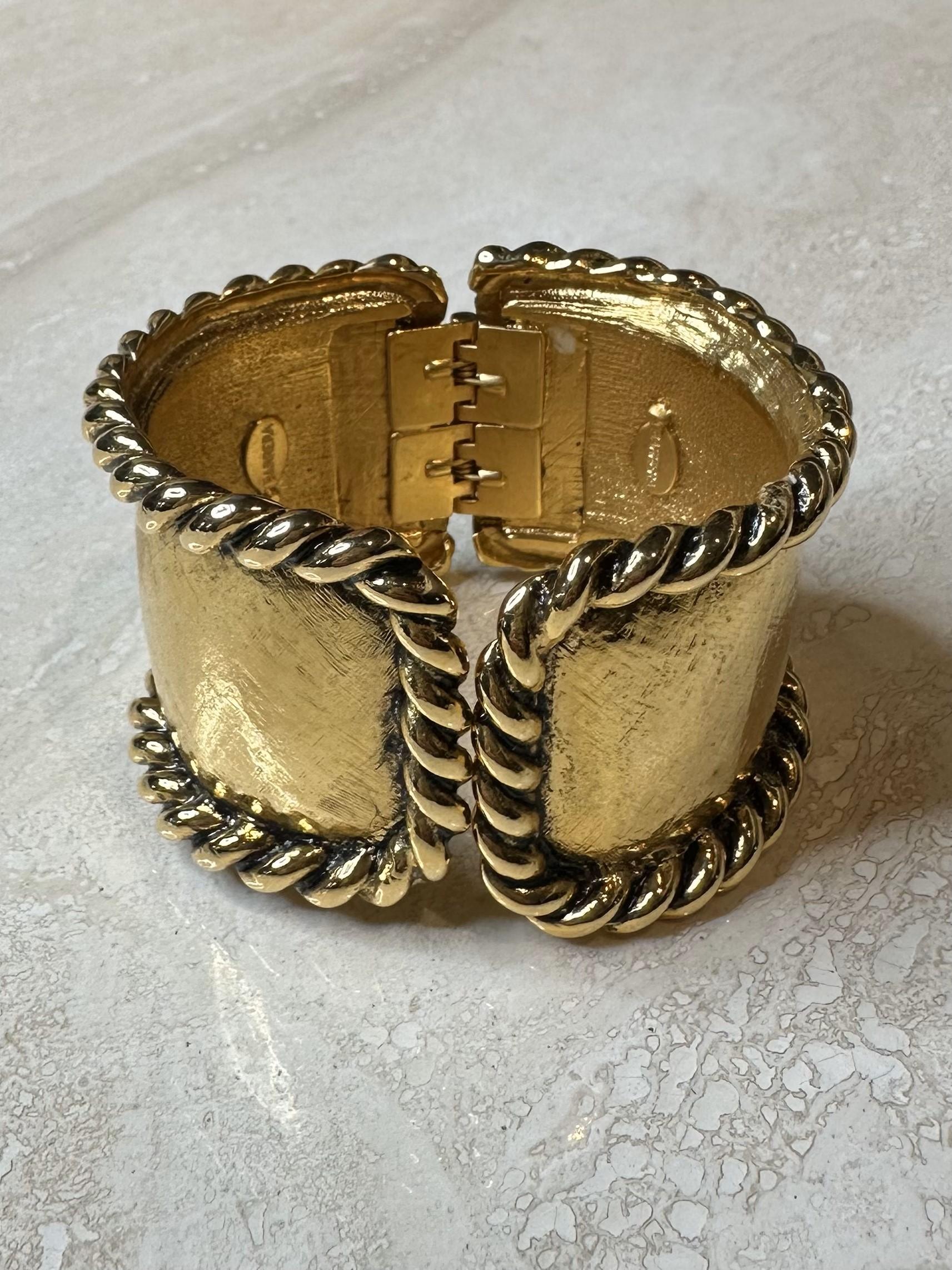 Regency Vintage Monumental Barrera Gold Rope Cuff
