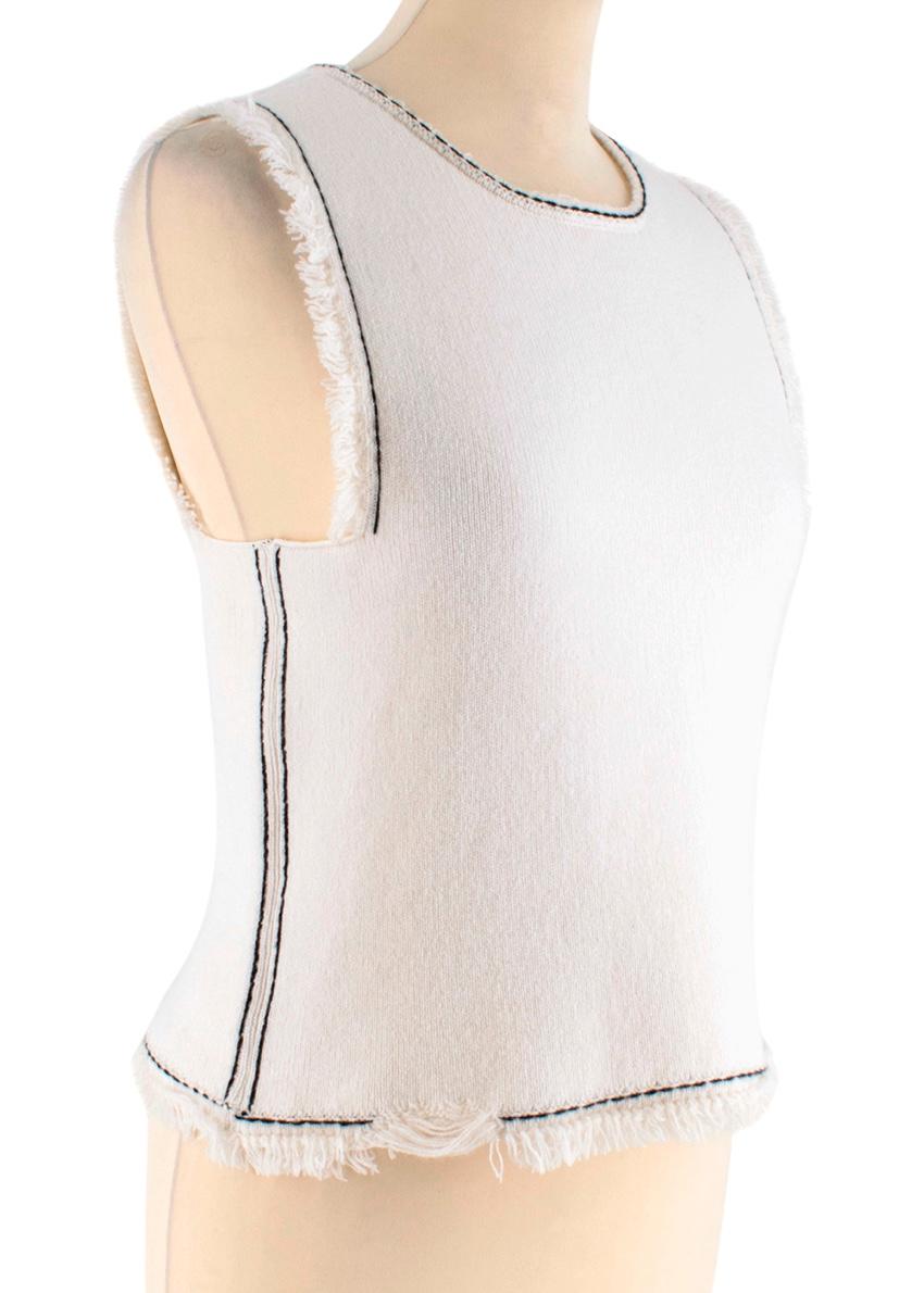 Barrie Contrast Stitch White Cashmere Blend Top

- Frayed detail raw edges
- Black contrast stitch 
- Round neckline
- Sleeveless

64% Cashmere, 36% Cotton

Made in Scotland 

Hand wash only

Please note, these items are pre-owned and may show signs