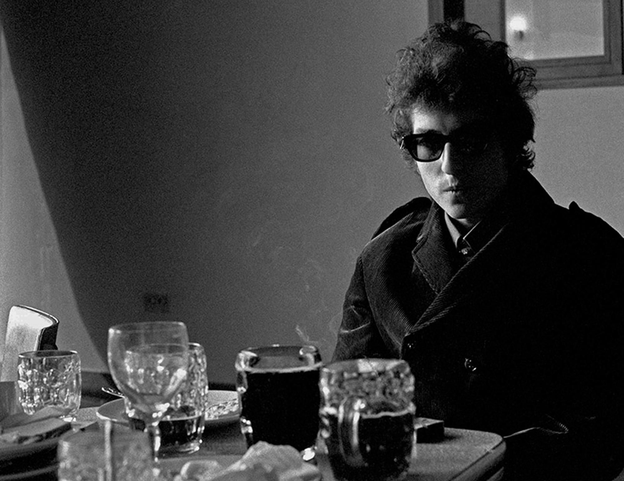 Barrie Wentzell Portrait Photograph - Bob Dylan 1965