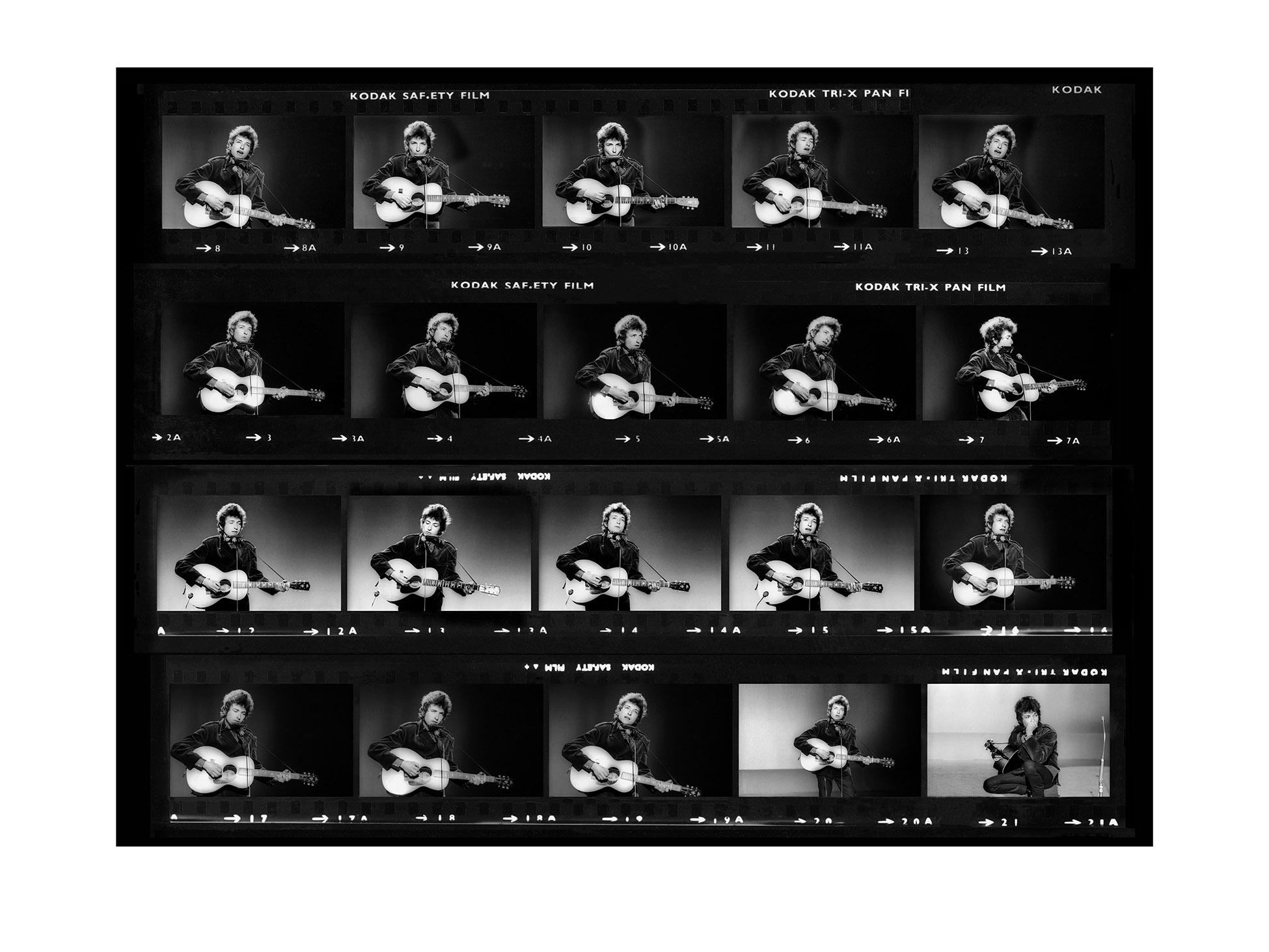 Barrie Wentzell Portrait Photograph - Bob Dylan Contact Sheet Print