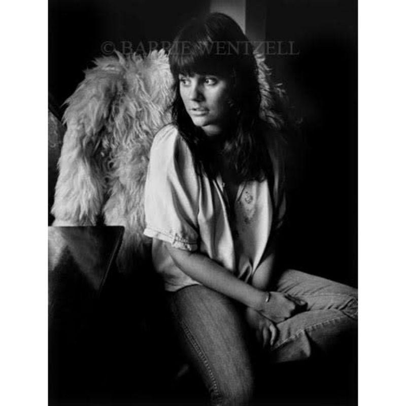 Barrie Wentzell Portrait Photograph - Linda Ronstadt 1971