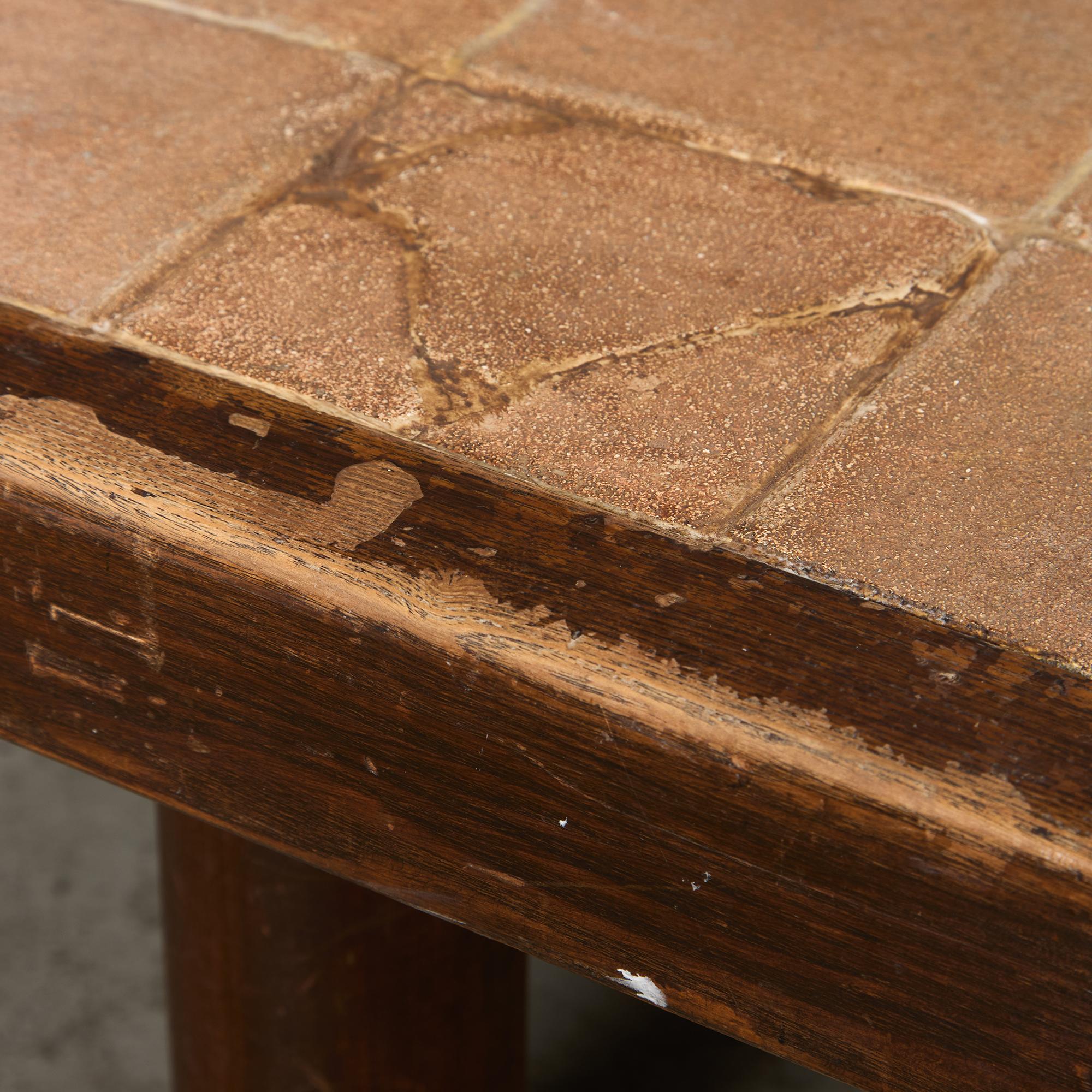 Table basse Barrois à plateau céramique en angle en vente 6