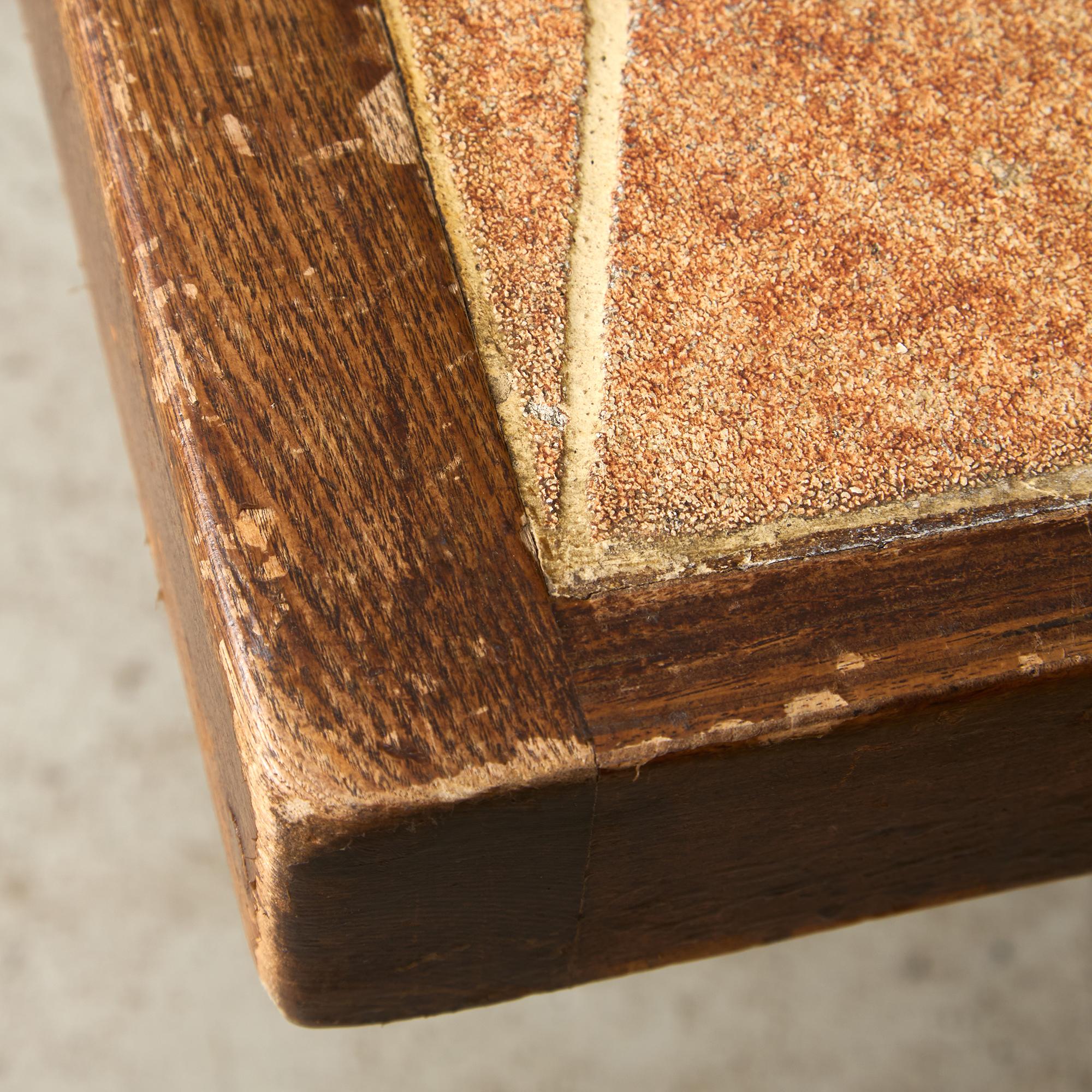 Table basse Barrois à plateau céramique en angle en vente 10