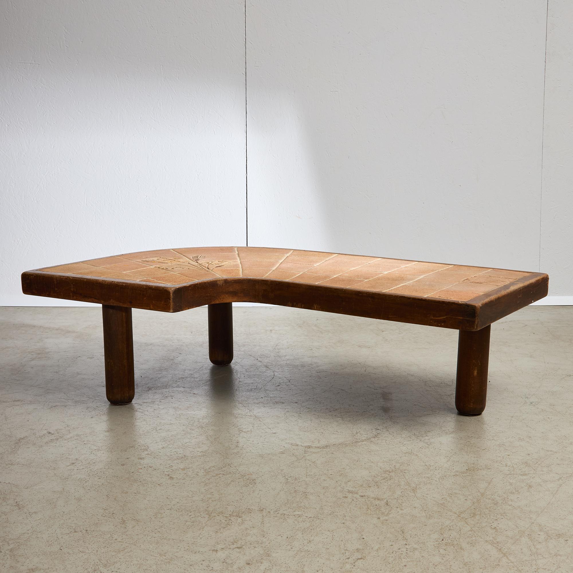 Table basse Barrois à plateau céramique en angle État moyen - En vente à Budapest, HU