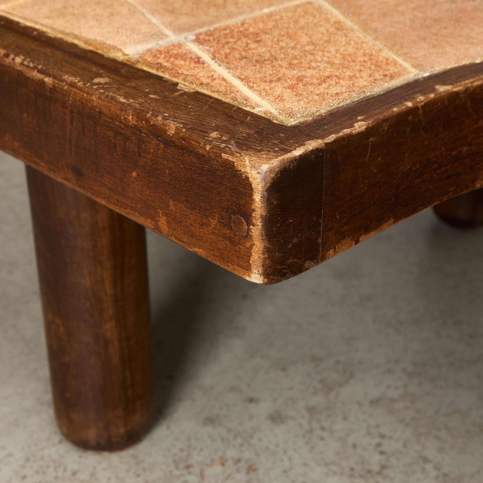 Table basse Barrois à plateau céramique en angle en vente 1