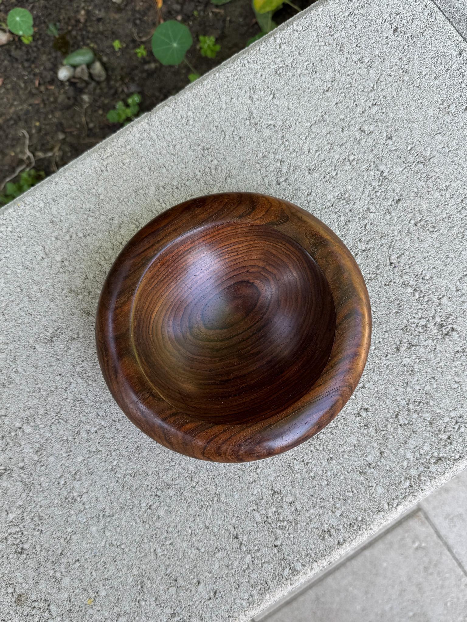 Cocobolo Barry Biesanz Ciotola in legno massiccio di cocobolo lavorata a mano, Costa Rica, 2000 in vendita