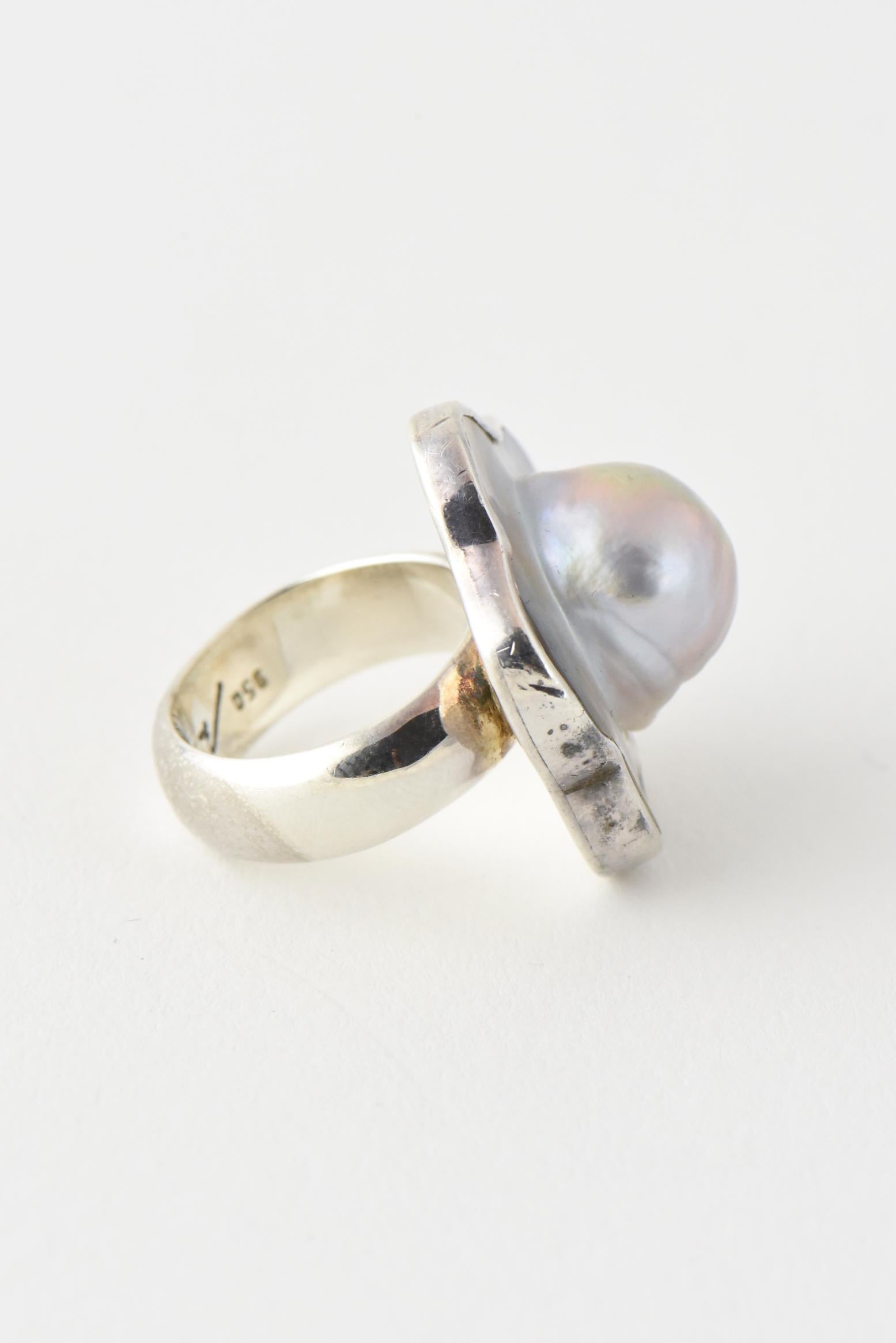 Barry Brinker Blister Pearl Flower Sterling Silver Ring In Fair Condition For Sale In Miami Beach, FL