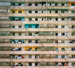 36 Flats-Tenement Block Marseilles di Barry Cawston 90x82,5 cm Solo stampa C.