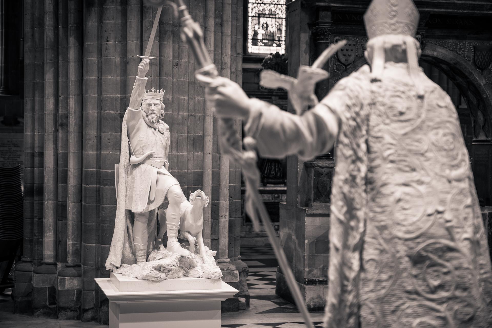 Llywelyn ab Iorwerth, (Llywelyn der Große) geboren in Dolwyddelan, gestorben 1240 n. Chr. Aberconwy Abbey.
Als König von Gwynedd und Prinz von Wales herrschte er 45 Jahre lang über Wales. Im Jahr 1200 schloss Llywelyn einen Vertrag mit König Johann,