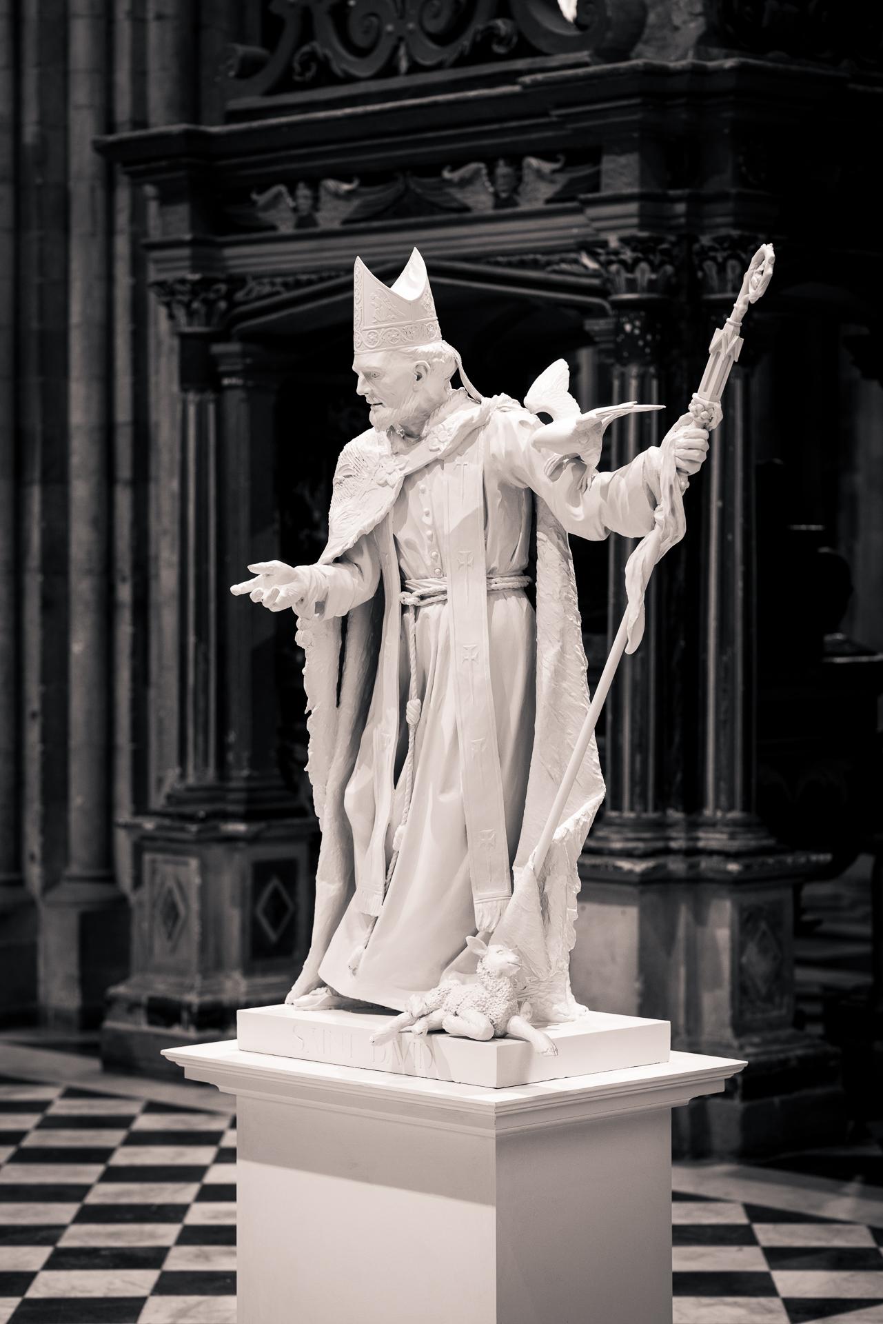 saint david statue