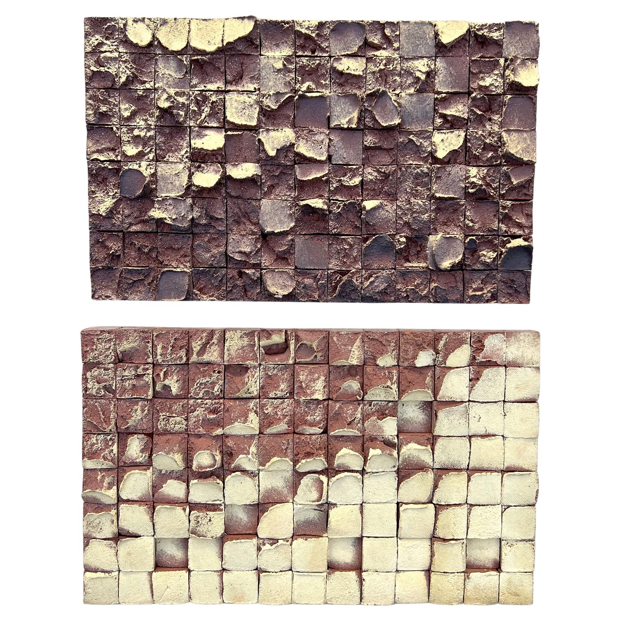 Barry Greyson Paar Steingut Textural Thumb Print Wandskulpturen 1981