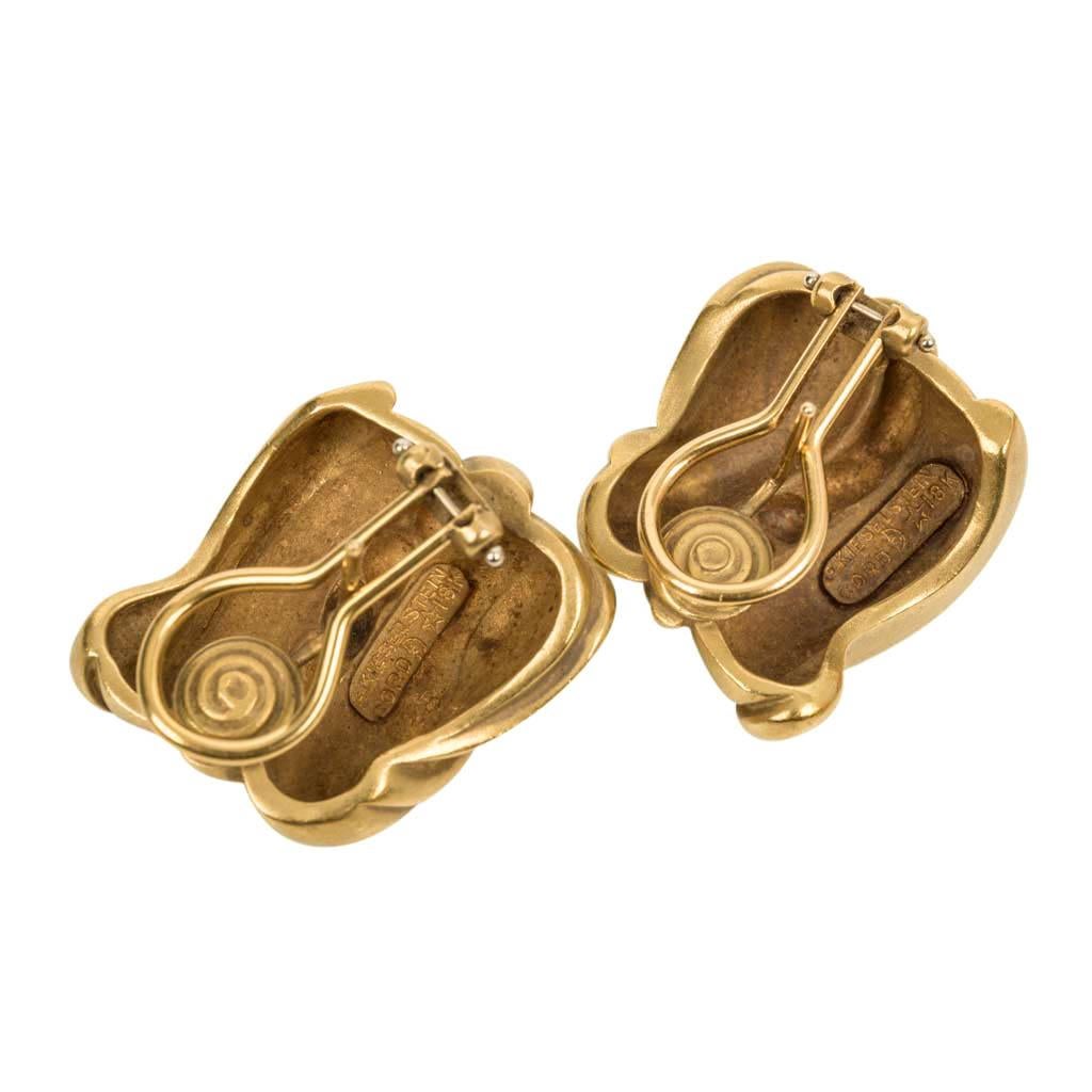 Barry Kieselstein-Cord 18 Karat Gold Scroll Vintage Earrings For Sale 1