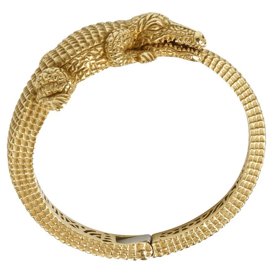 Barry Kieselstein-Cord Alligator Cuff Bracelet 18k Gold In Excellent Condition For Sale In Miami, FL