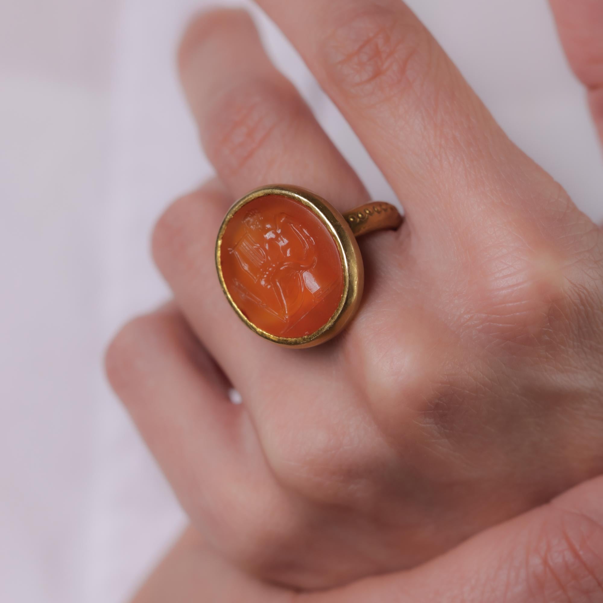 Modern Carnelian 18k yellow gold 