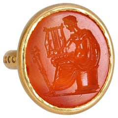 Carnelian 18k yellow gold "Apollo" intaglio ring