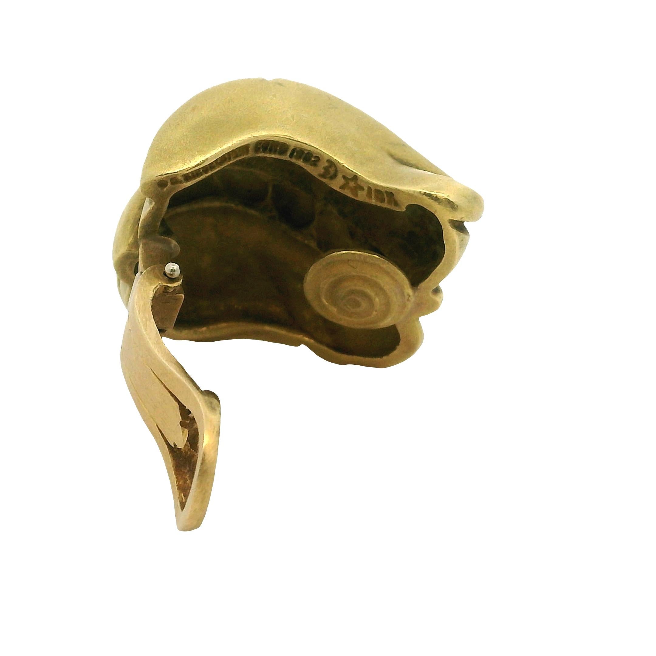 Barry Kieselstein-Cord  Retired 18 Karat Gold Scroll Vintage Earrings For Sale 3