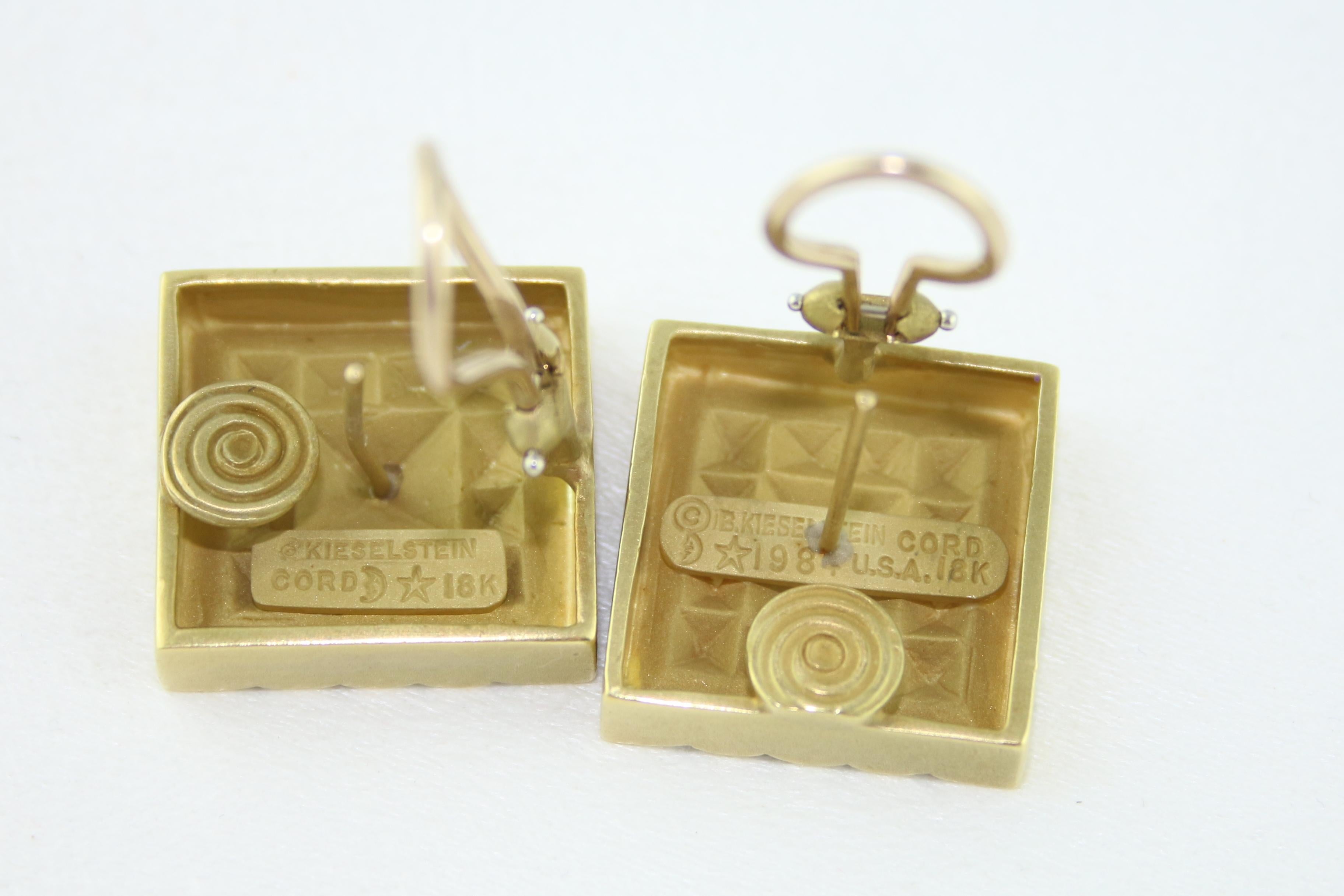 Barry Kieselstein-Cord Square Pyramid Textured Gold Earrings, 1984 For Sale 1