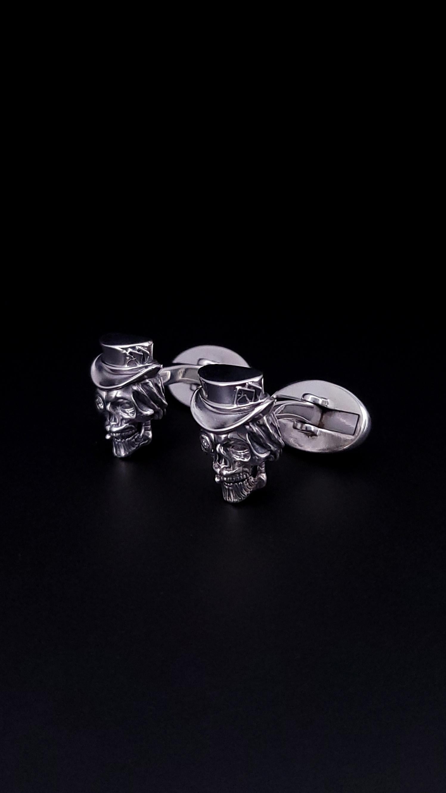 Round Cut Barry Kieselstein Cord Sterling Silver with Diamond Fancy Skull Cufflinks For Sale