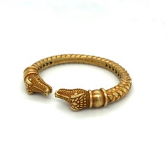 Barry Kieselstein-Cord Two Alligator Heads 18 Karat Yellow Gold Bangle Bracelet
