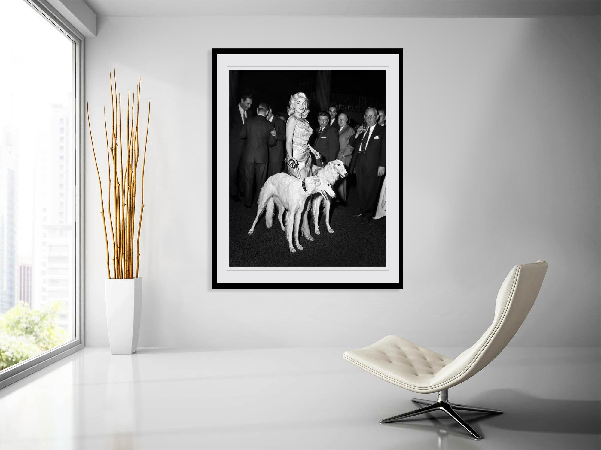 Jayne Mansfield with Seagrams Dogs (Limited Edition of 10, No 3-5) - 40