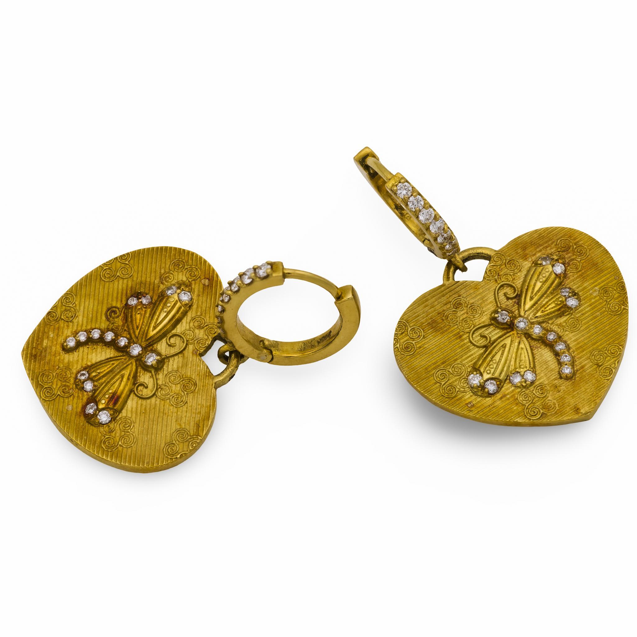 Boucles d'oreilles cœur libellule en or jaune 18k avec diamants Barry Kronen