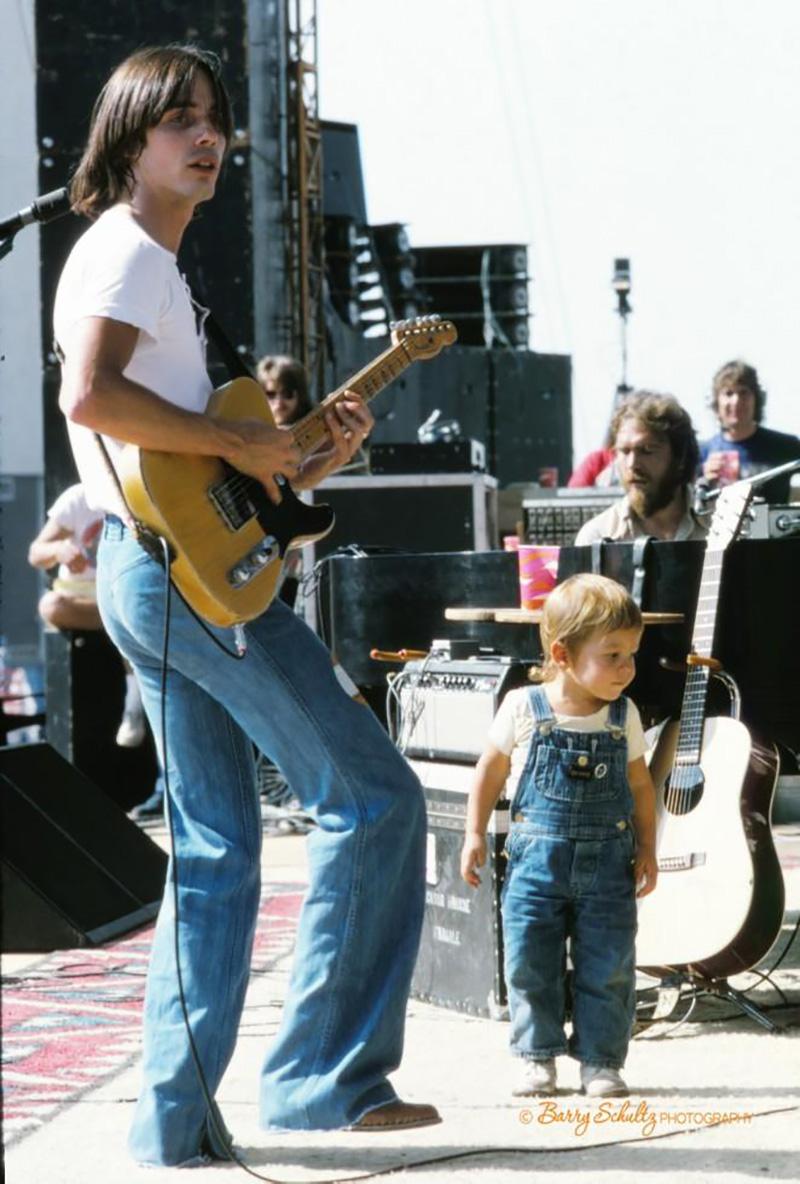 Barry Schultz Color Photograph - Jackson Browne and son Ethan, Los Angeles, CA, 1975