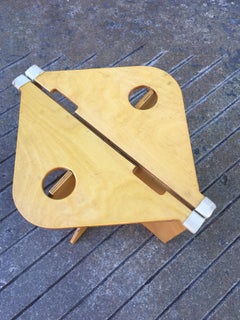 Barry Simpson pour le tabouret pliable Rooster de Dirt Road