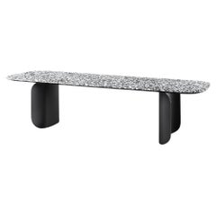 Kleiner Tisch von Barry mit Palladio Moro-Platte und schwarz lackiertem Sockel von Alain Gilles