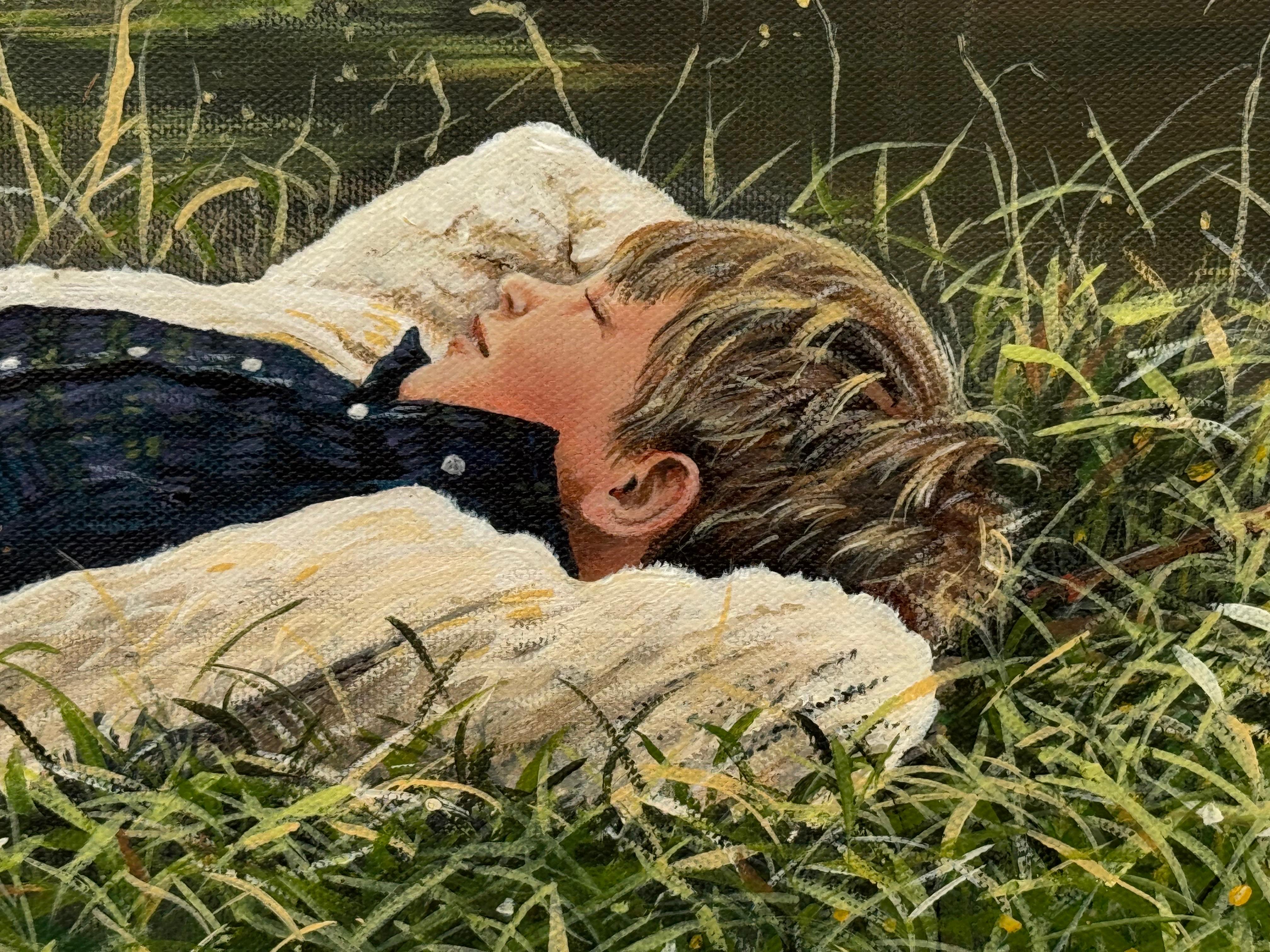 Junger Junge beim Angeln an einem schönen Fluss in üppiger grüner englischer Landschaft im Angebot 11