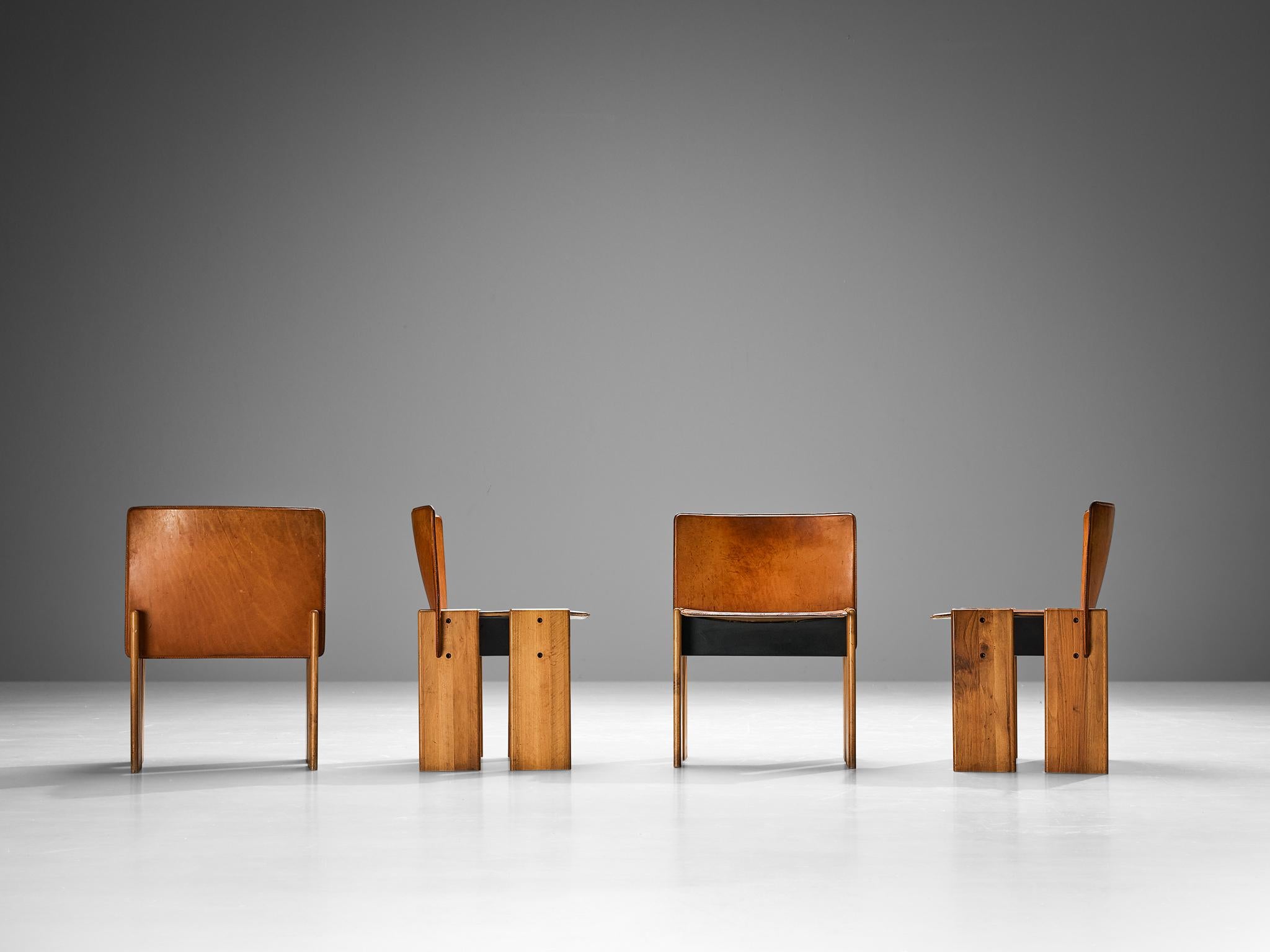 Barsacchi & Vegni Set of Four 'Avila' Dining Chairs in Walnut and Leather  3