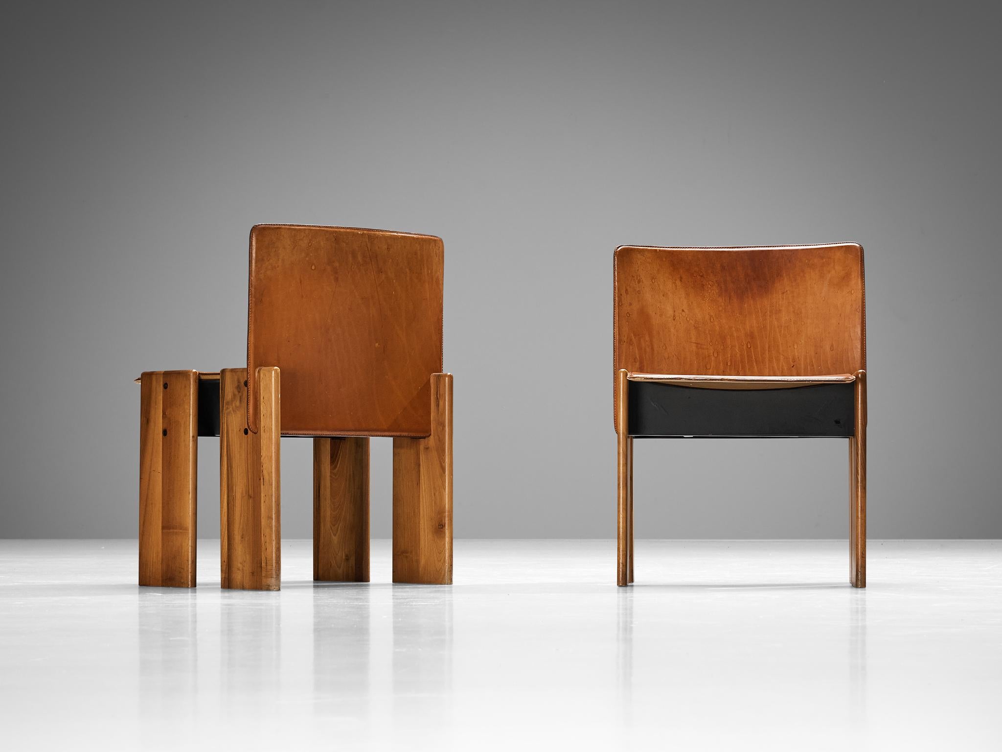 Late 20th Century Barsacchi & Vegni Set of Four 'Avila' Dining Chairs in Walnut and Leather 