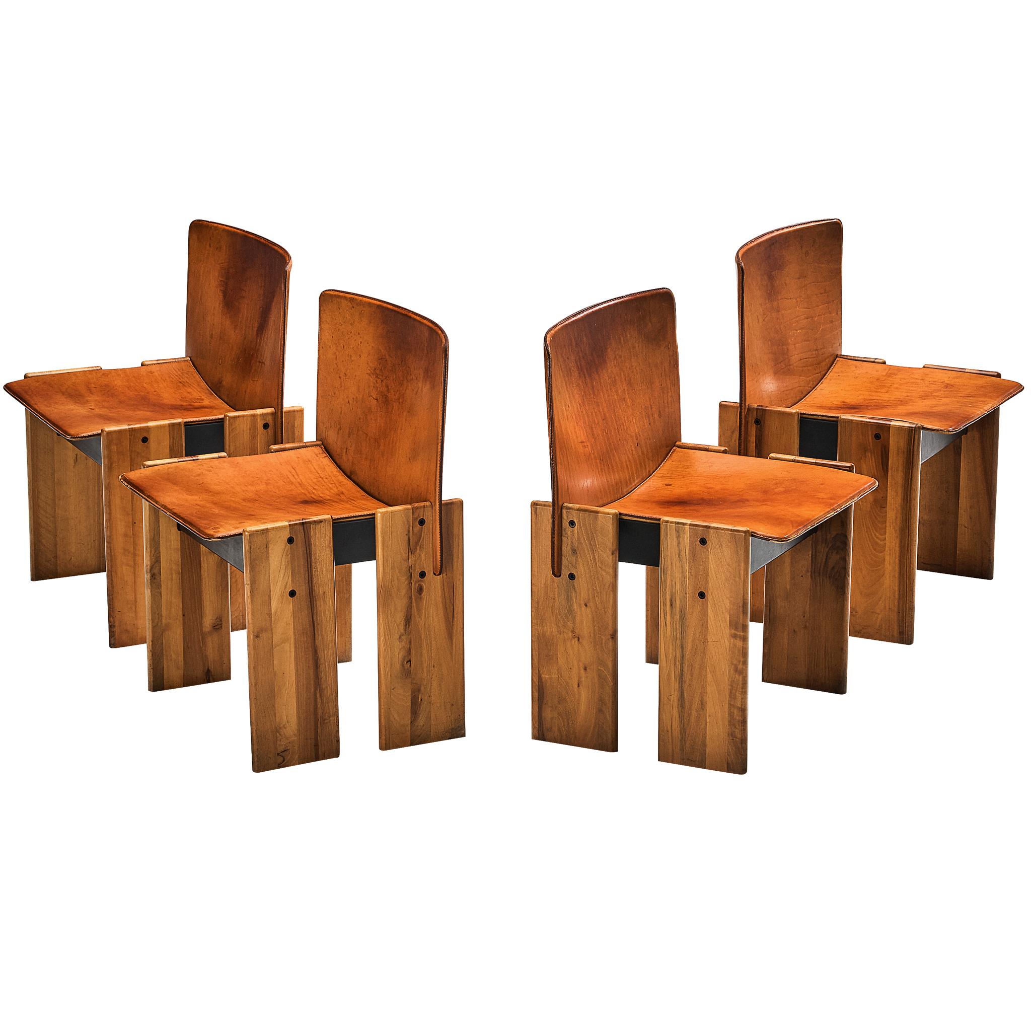 Barsacchi & Vegni Set of Four 'Avila' Dining Chairs in Walnut and Leather 