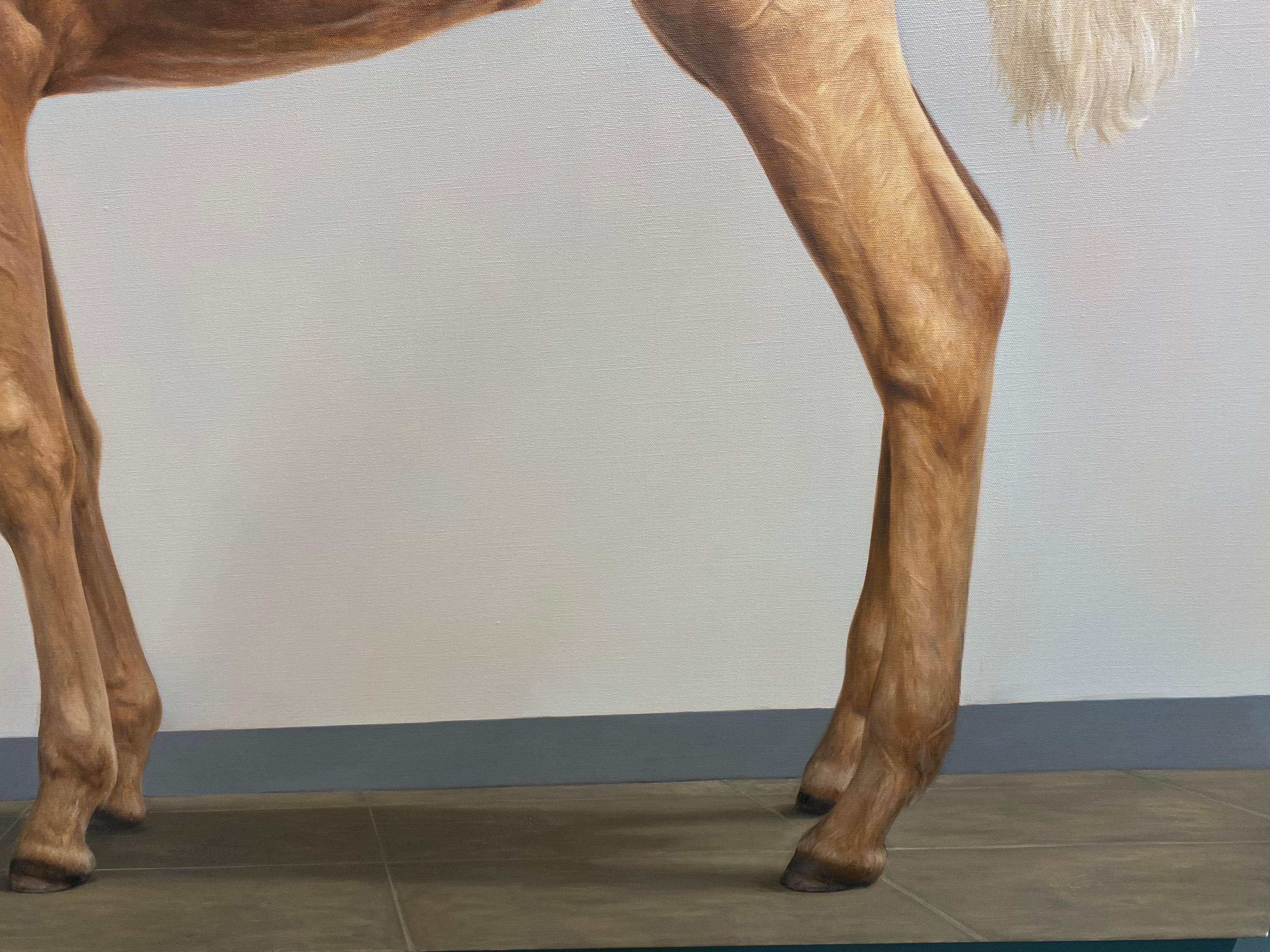 Fowl- 21 Jahrhundert Contemporary hyperrealistische Ölgemälde von Pferd im Angebot 4