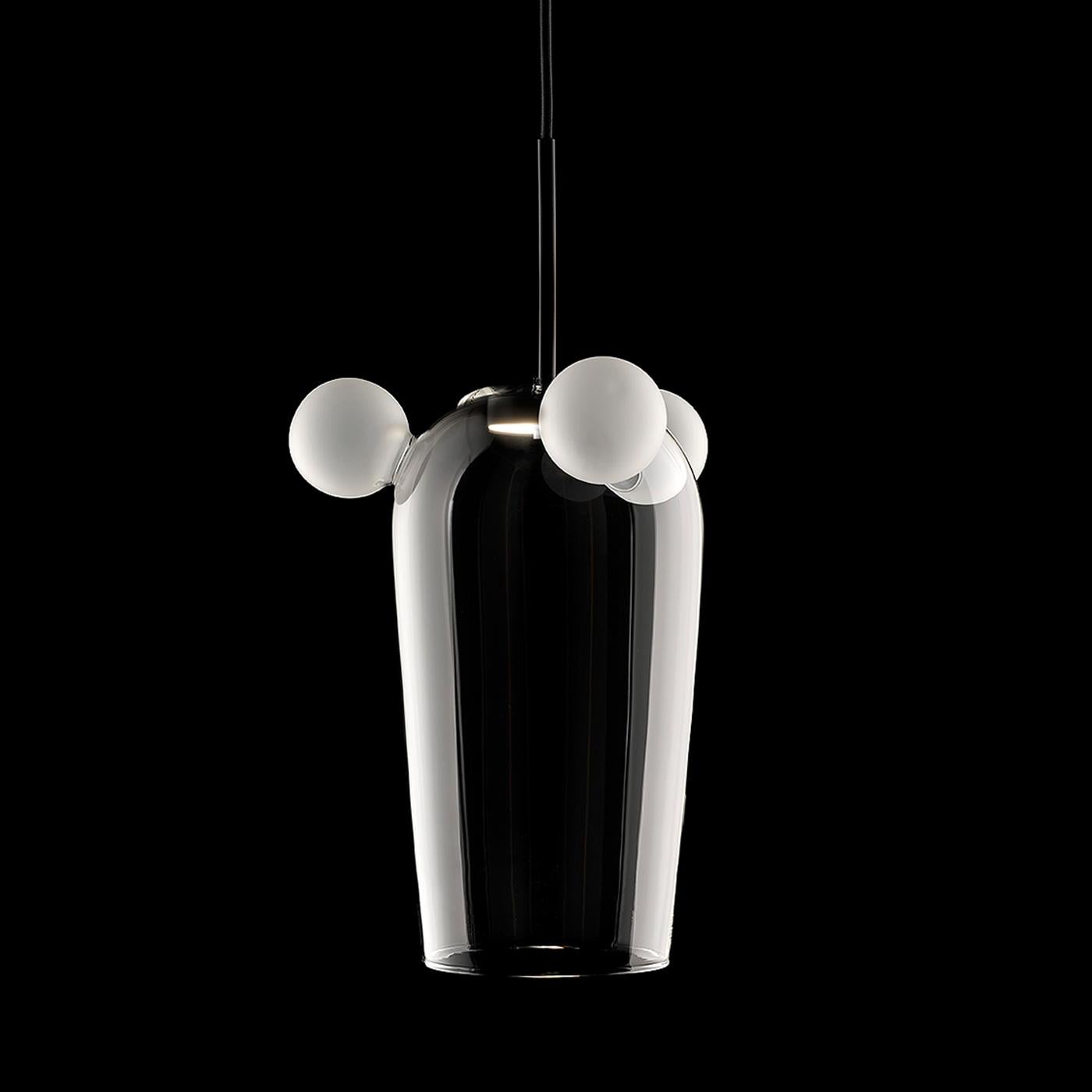 Its bell-shaped clear blown glass with three frosted spheres is a tribute to Bartolomeo Colleoni, an historical 