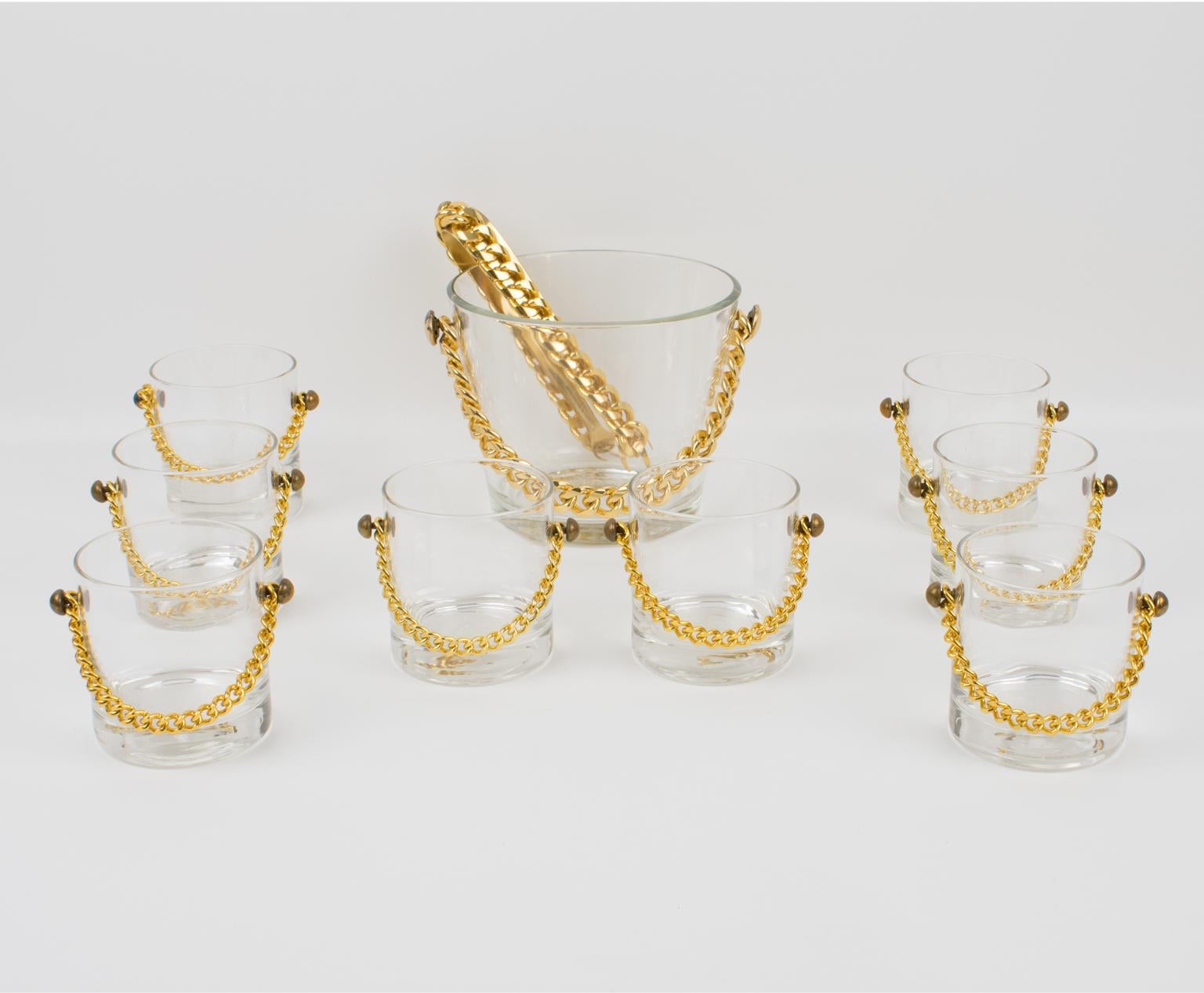 Moderne Ensemble de bar et huit verres à glace et verres à cocktail avec chaîne en aluminium doré en vente