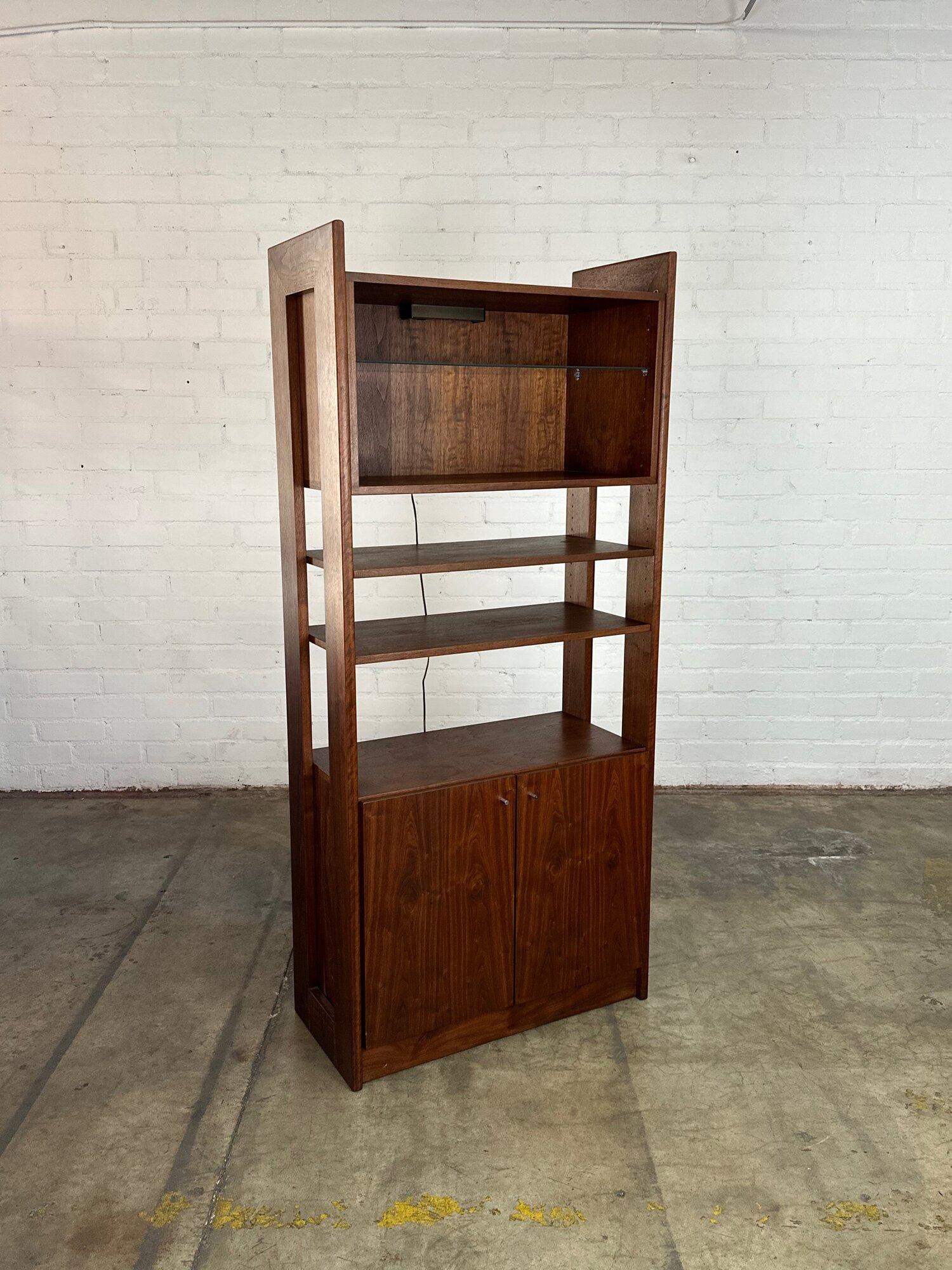 Barzilay style free standing bookcase #1 In Good Condition For Sale In Los Angeles, CA