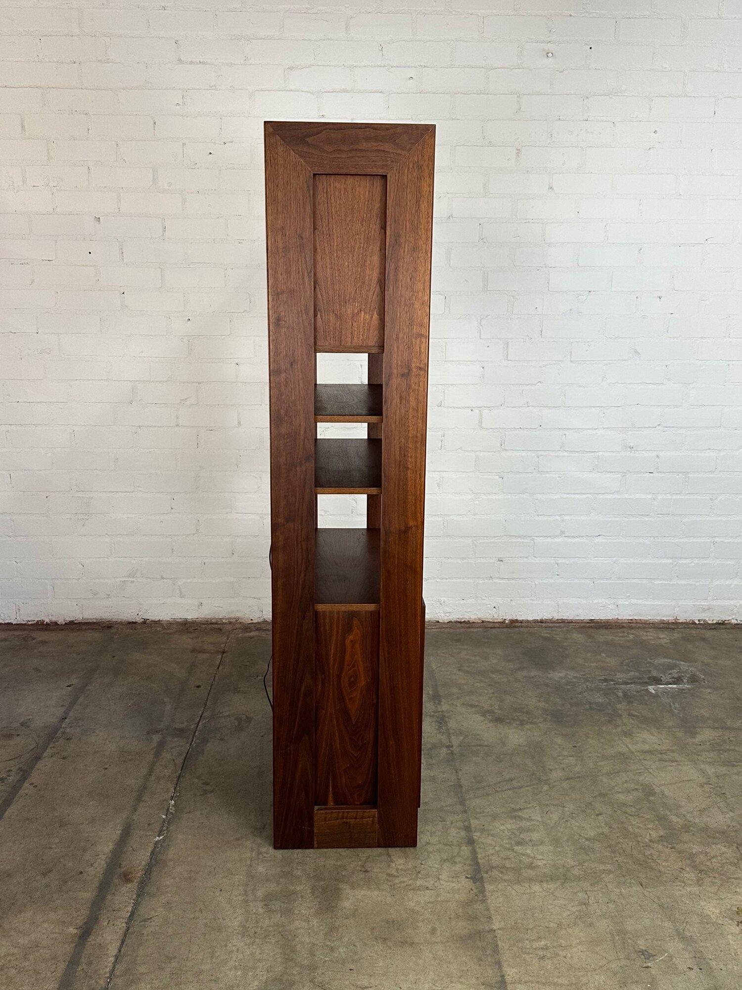 Barzilay style free standing bookcase #1 For Sale 1