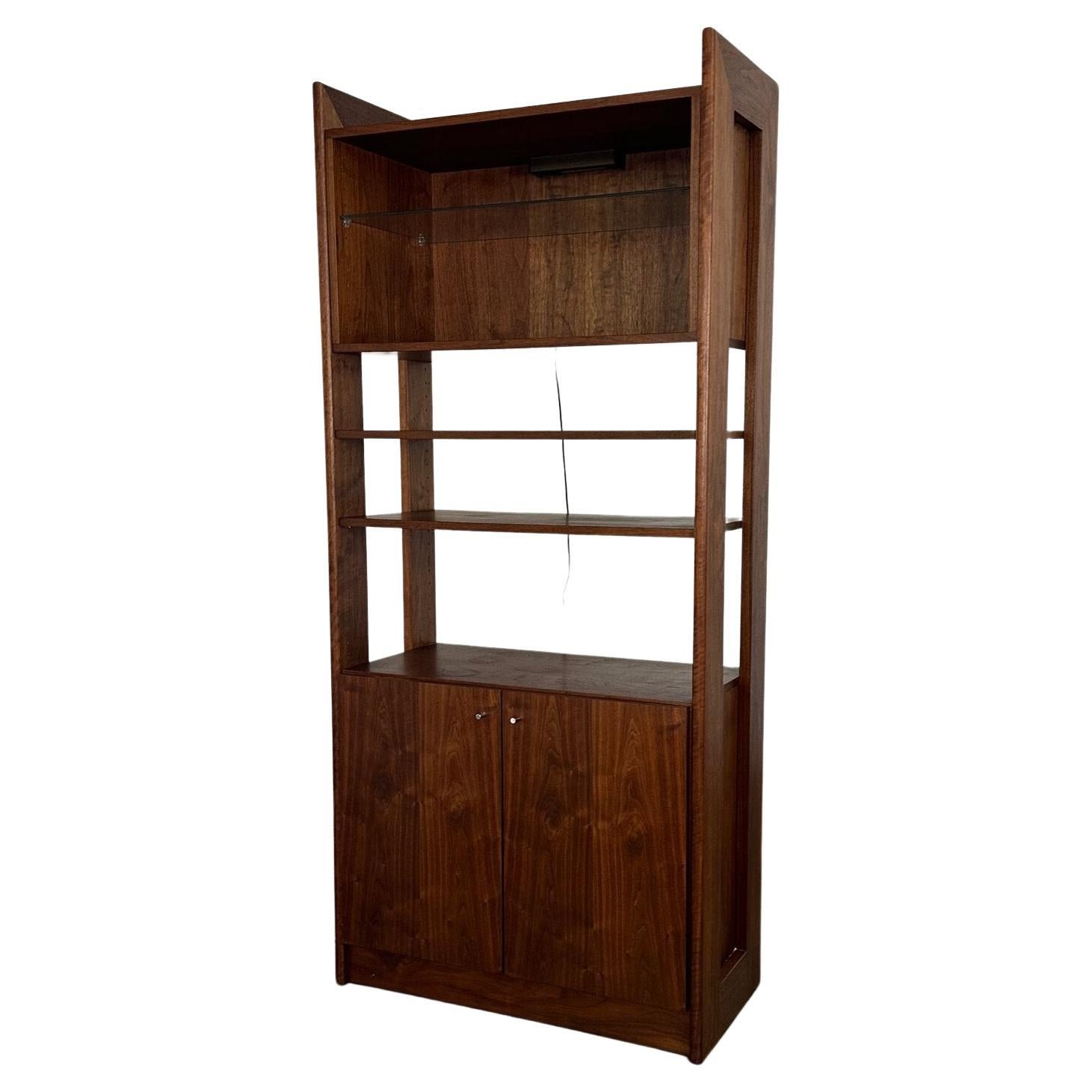 Barzilay style free standing bookcase #1 For Sale