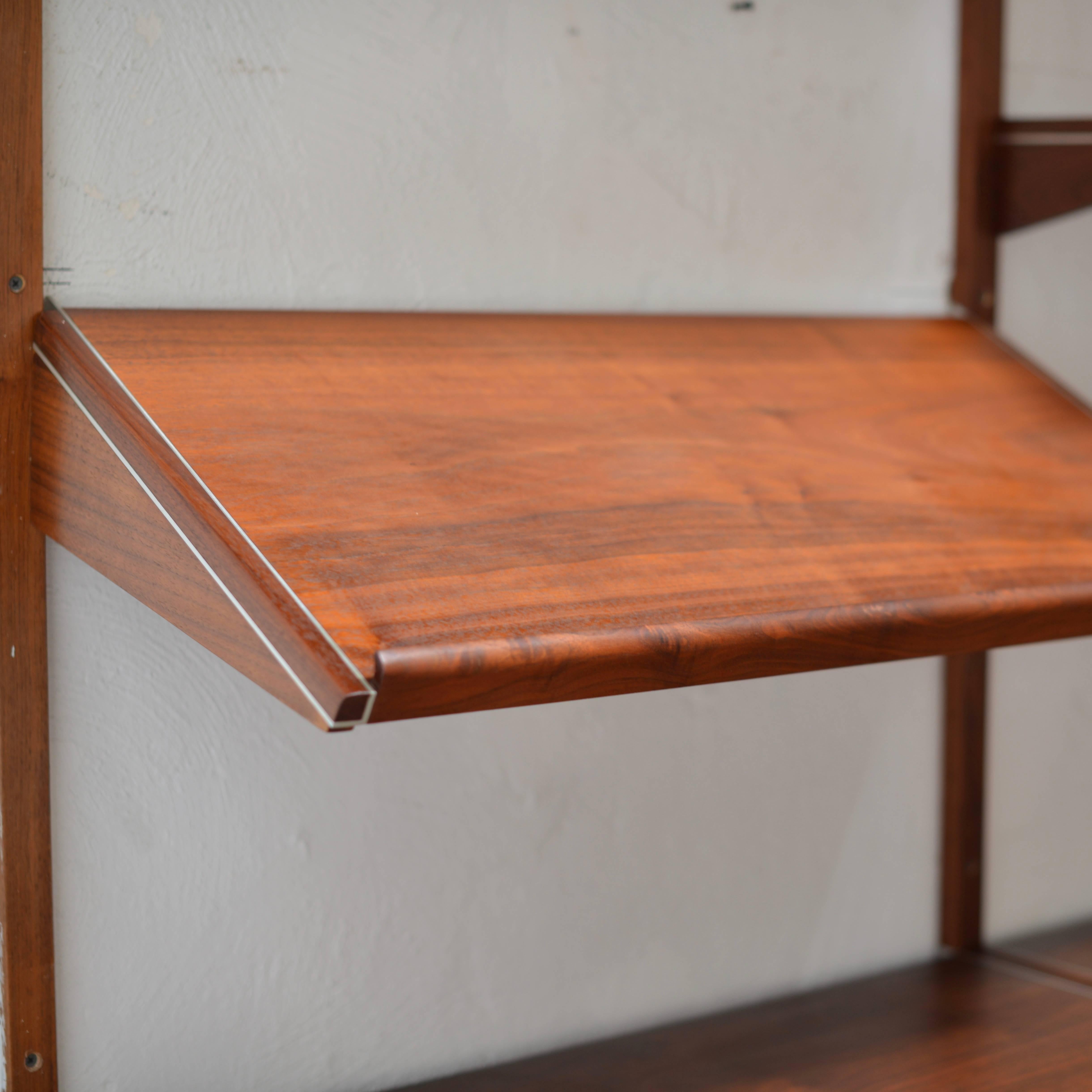 Aluminum Barzilay Walnut Wall Unit