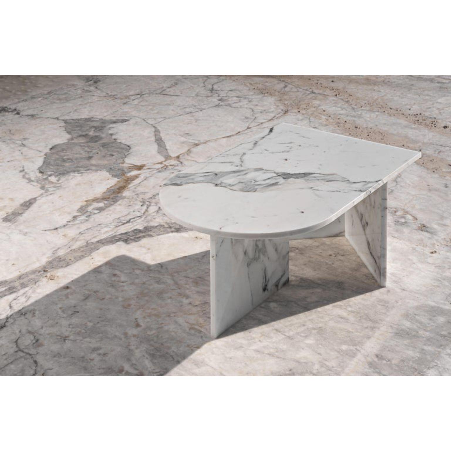 Bas marble coffee table by Edition Club
Edition 6 of 6
Dimensions: L 90 x W 55 x H 40 cm
Materials: Features Arabascato marble direct from the hills of Carrara
65 kgs

Arabascato marble direct from the hills of Carrara, Italy with its