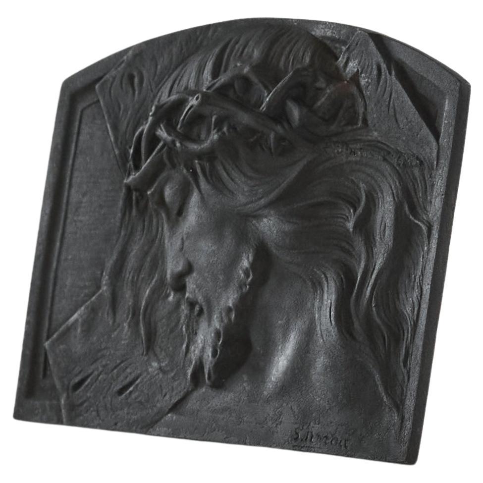 Bassorilievo 'Cristo con corona di spine' in bronzo fuso dell'inizio del XX secolo in vendita