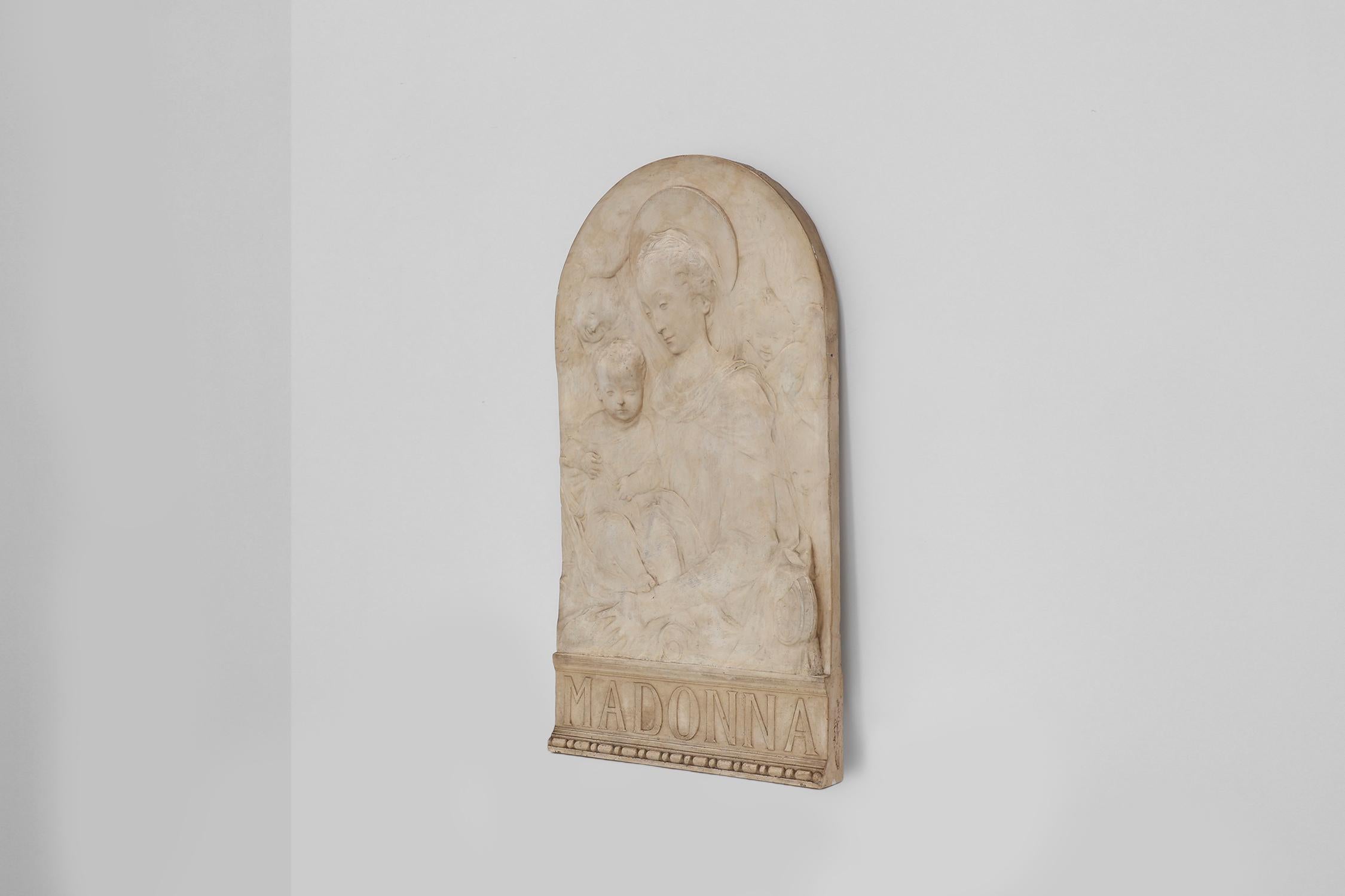Bassorilievo in stucco di Madonna con bambino di Antonio Rossellino, Italia, 1880 ca. in vendita 1