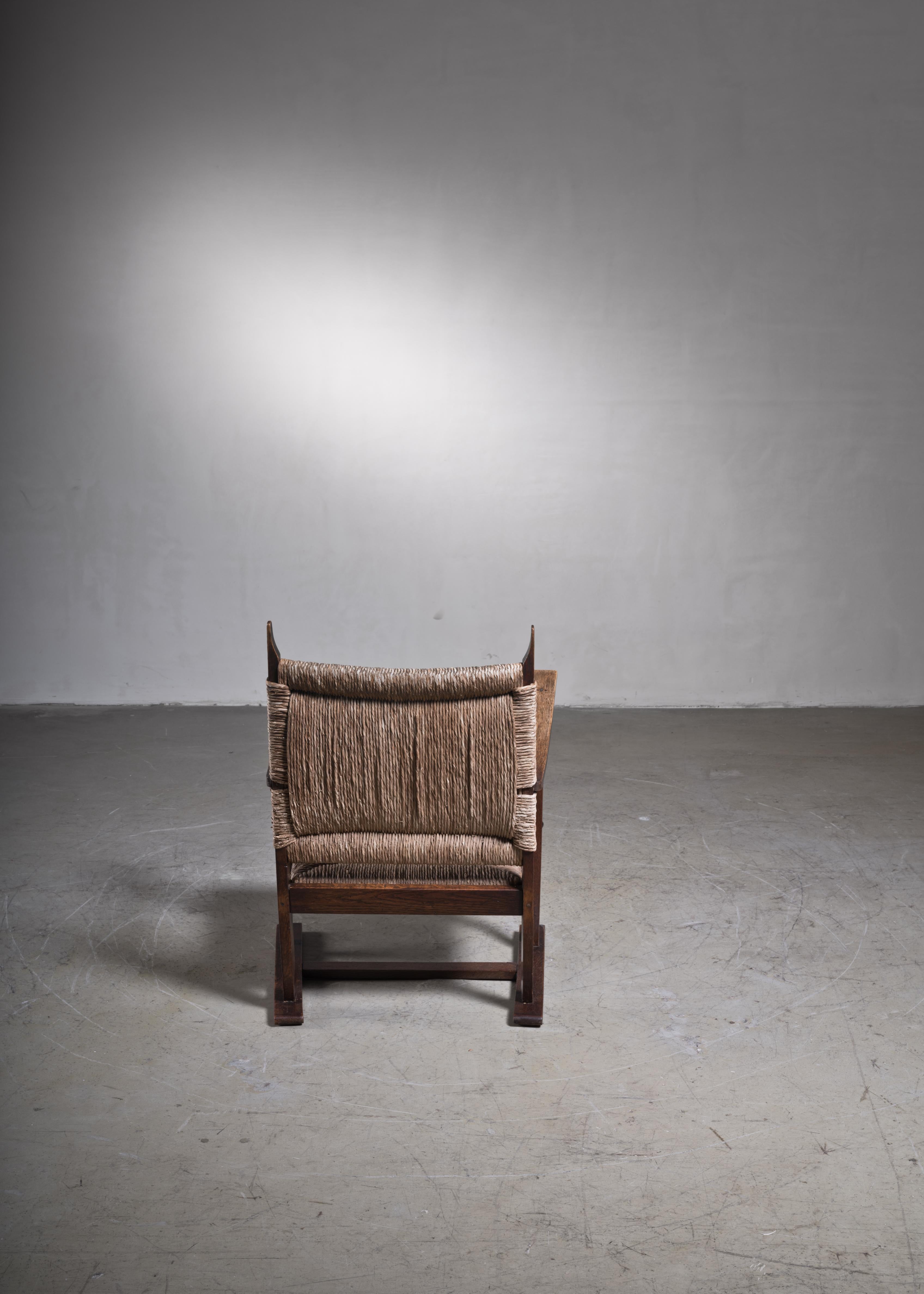 Bas Van Pelt Early Oak and Papercord Chair, Netherlands, 1920s In Good Condition For Sale In Maastricht, NL