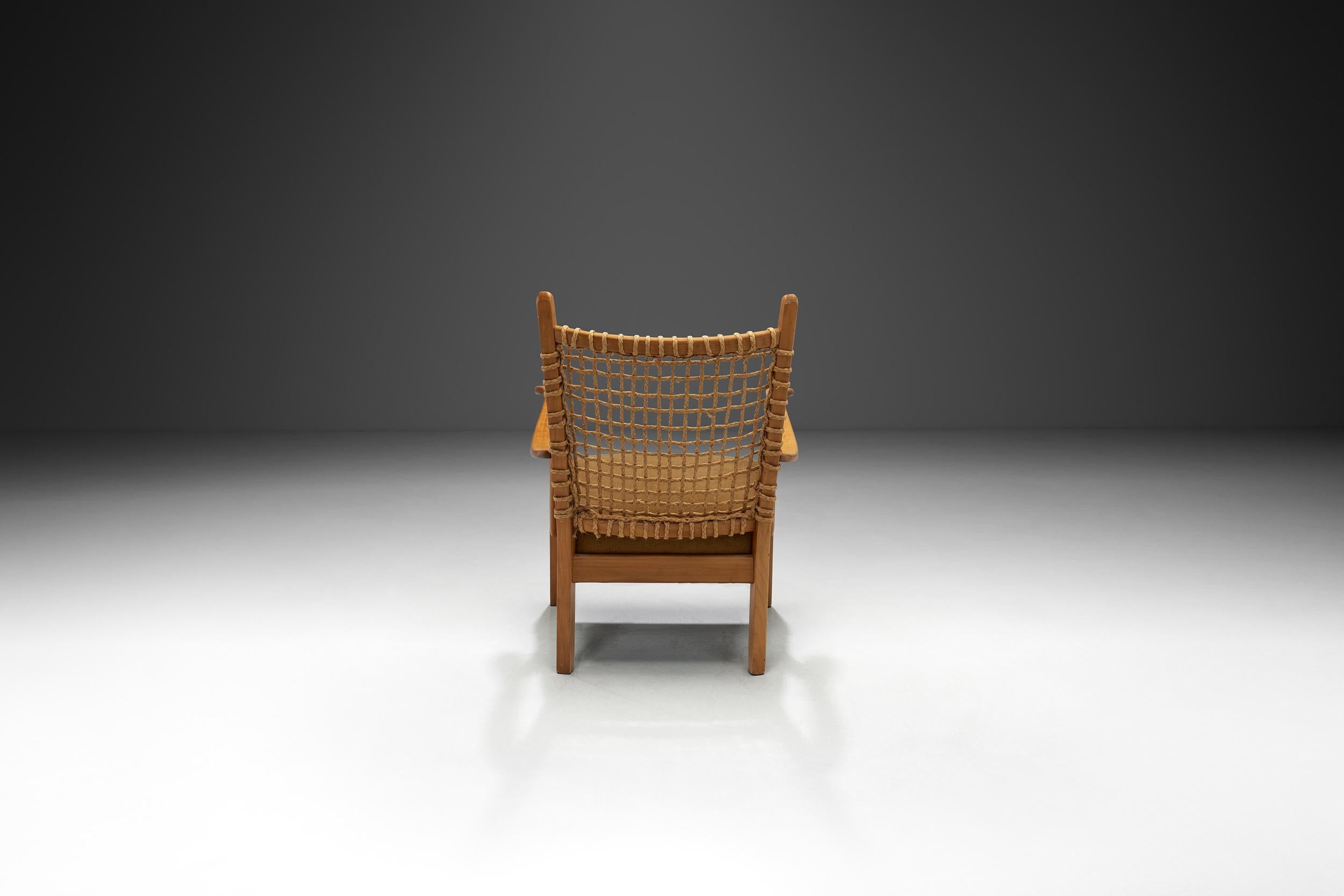 Bas Van Pelt Easy Chair in Wicker for My Home, The Netherlands Mid-20th Century In Good Condition For Sale In Utrecht, NL